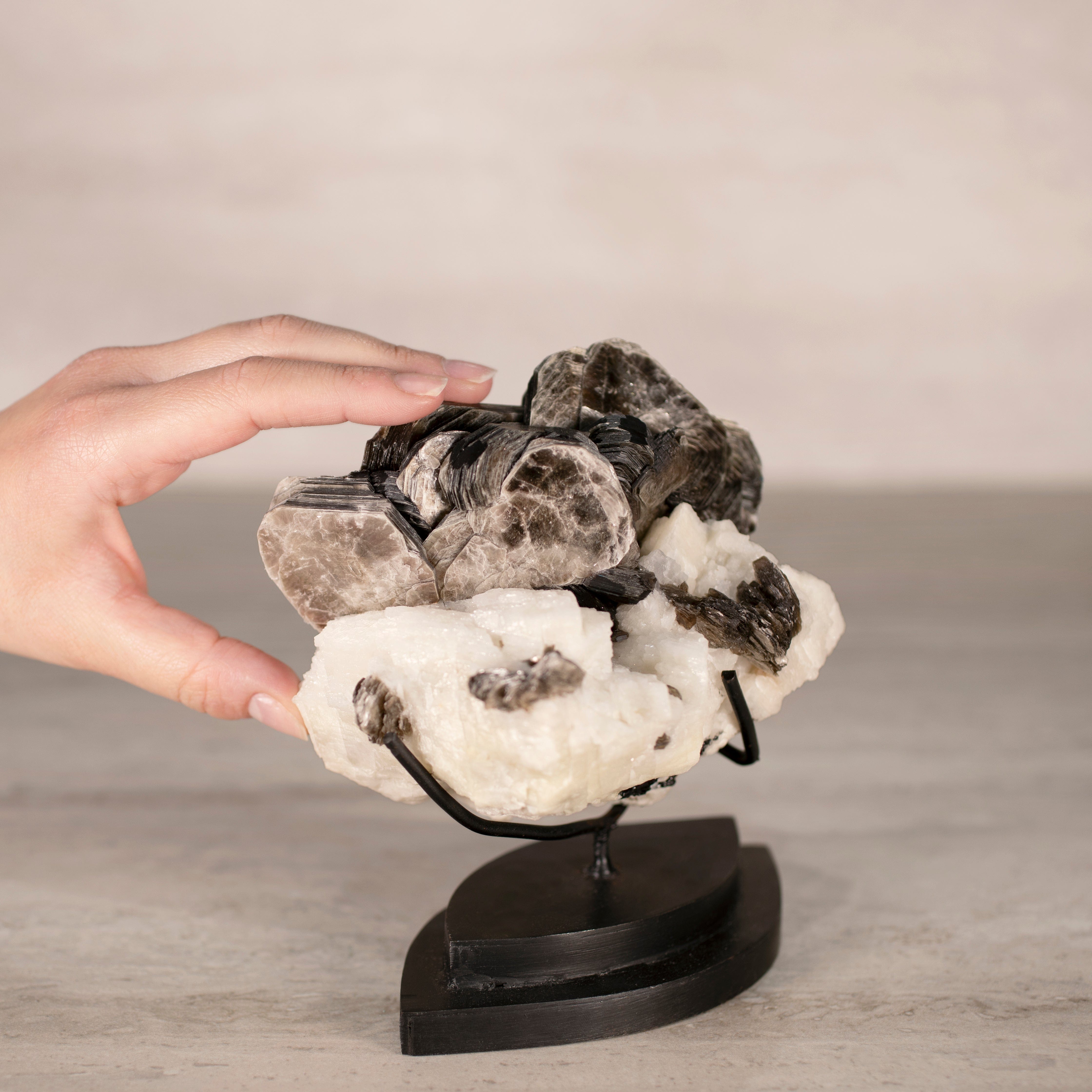KALIFANO Apophyllite & Mica Natural Brazilian Apophyllite & Mica on Custom Stand - 6" / 3 lbs APE11000.002