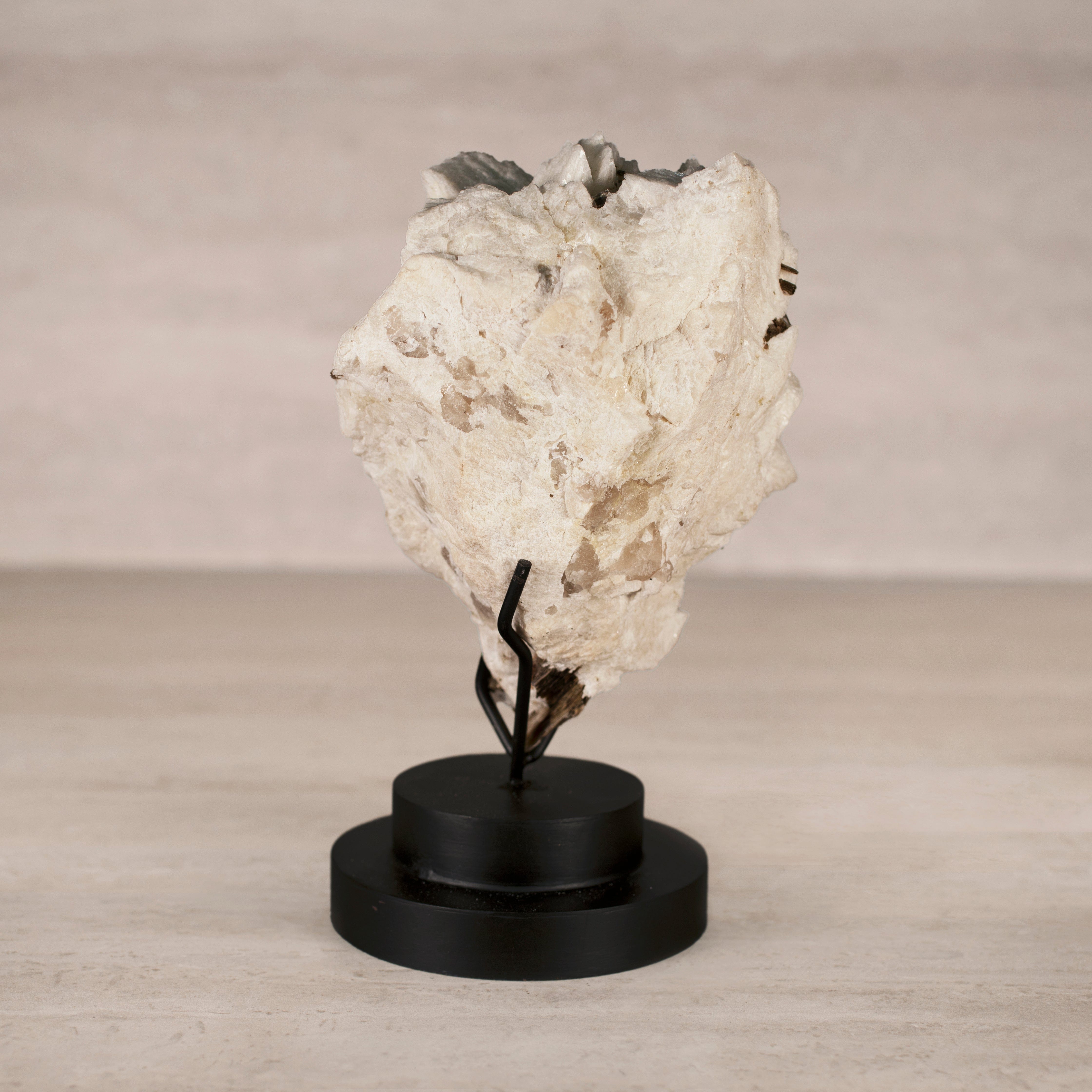 KALIFANO Apophyllite & Mica Natural Brazilian Apophyllite & Mica on Custom Stand - 9.5" / 5 lbs APE12500.001