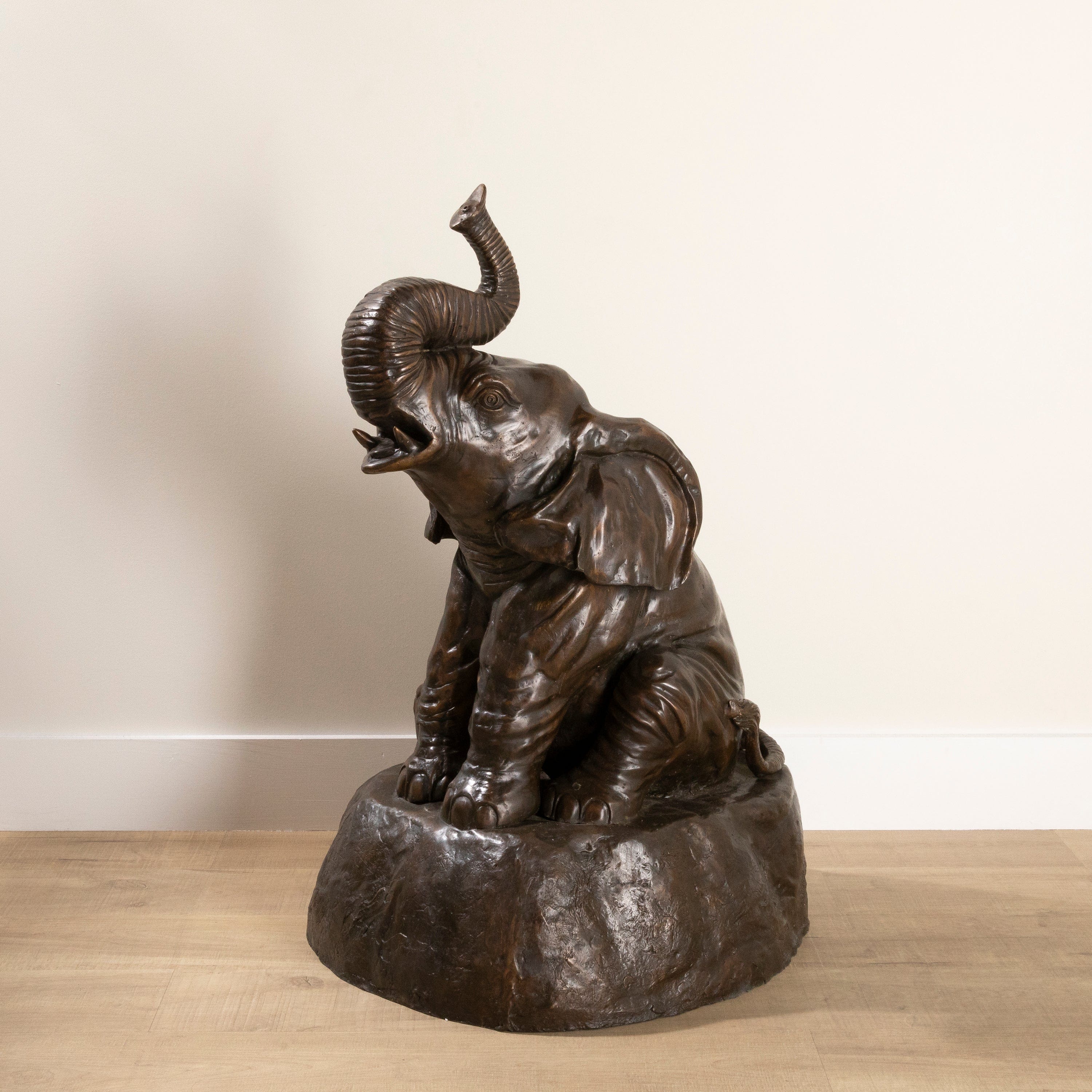 Kalifano Bronze Bronze Seated Elephant Carving B7485-A