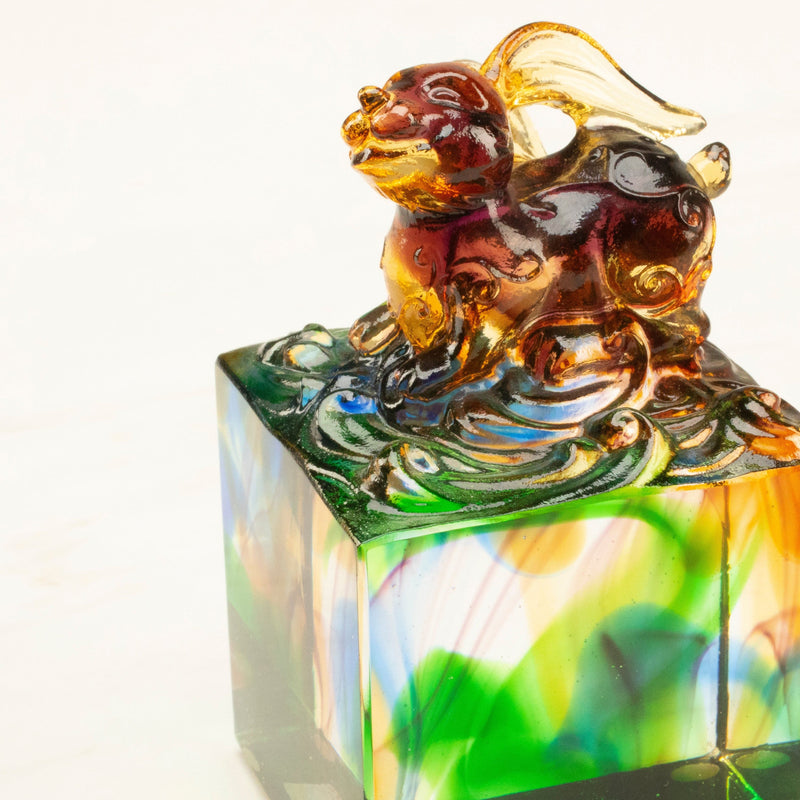 Kalifano Crystal Carving Graceful Rabbit Crystal Carving - A Symbol of Good Luck and Prosperity CRZ120-RAB