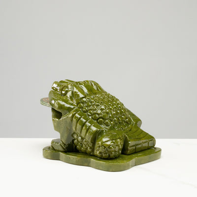 Kalifano Crystal Carving Lucky Toad Jade Crystal Carving - A Symbol of Financial Prosperity and Good Fortune CV85-F-JADE