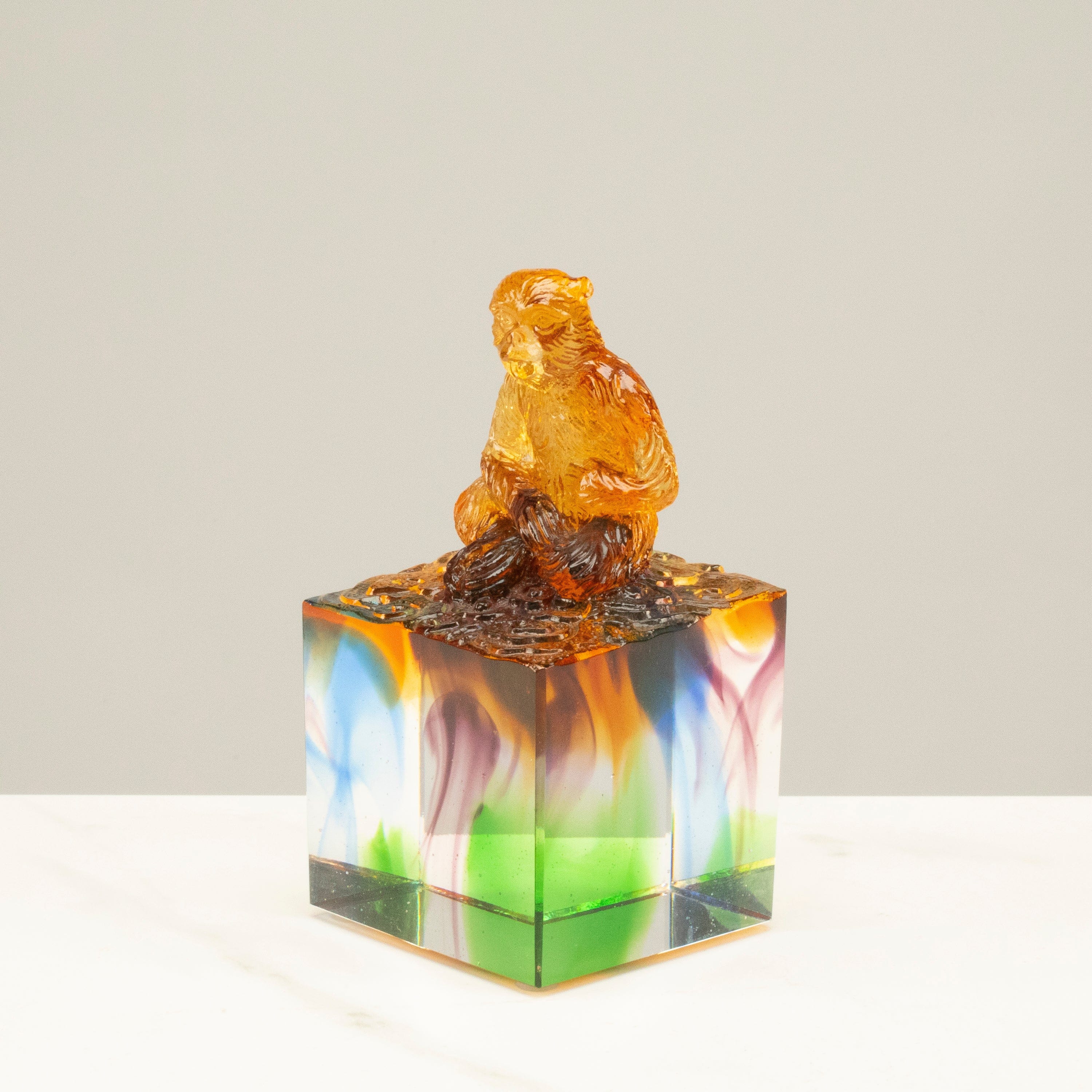 Kalifano Crystal Carving Mischievous Monkey Crystal Carving - A Symbol of Intelligence and Playfulness CRZ120-MON