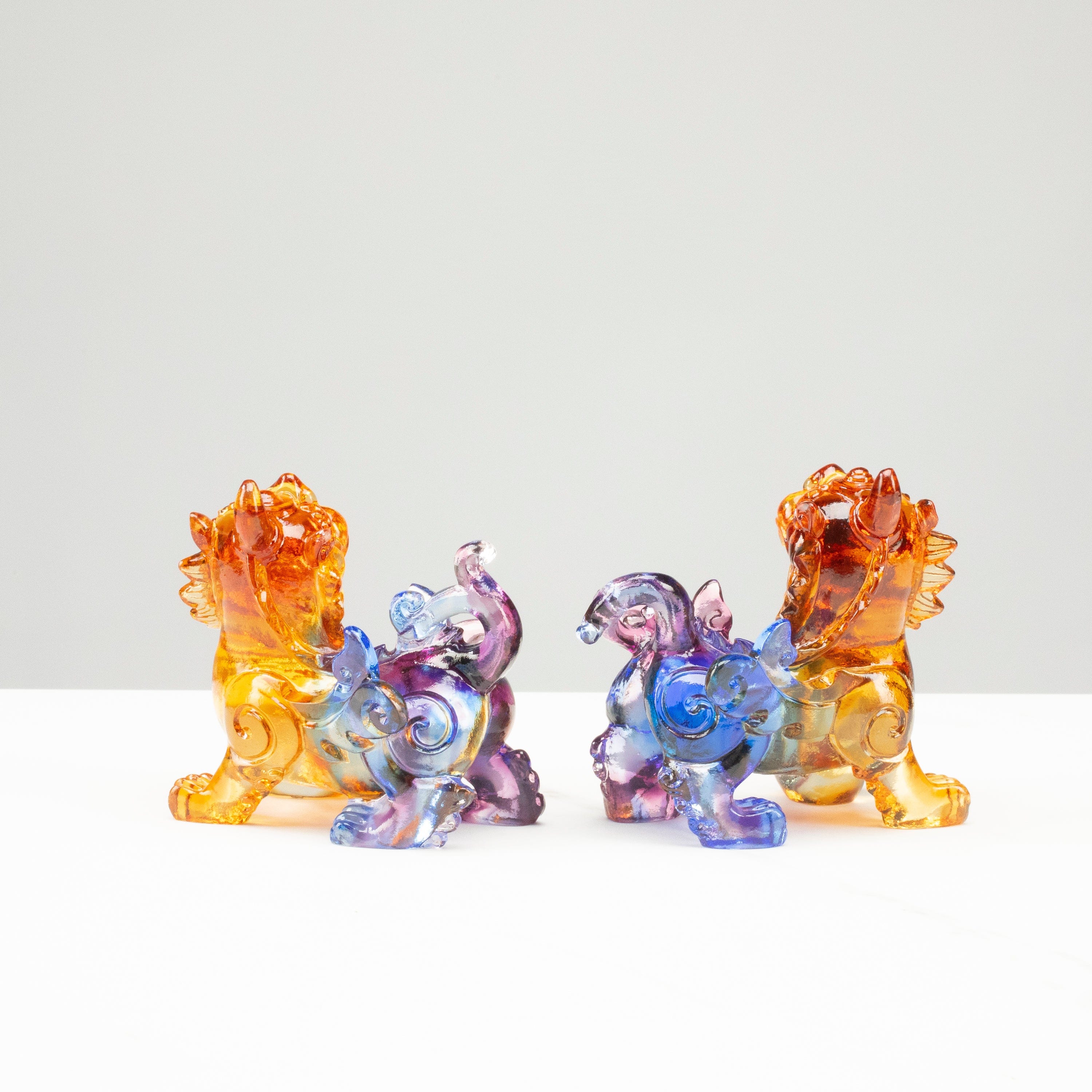 Kalifano Crystal Carving Protective Foo Dog Crystal Carving Pair - A Symbol of Good Luck and Protection CR200-PIS