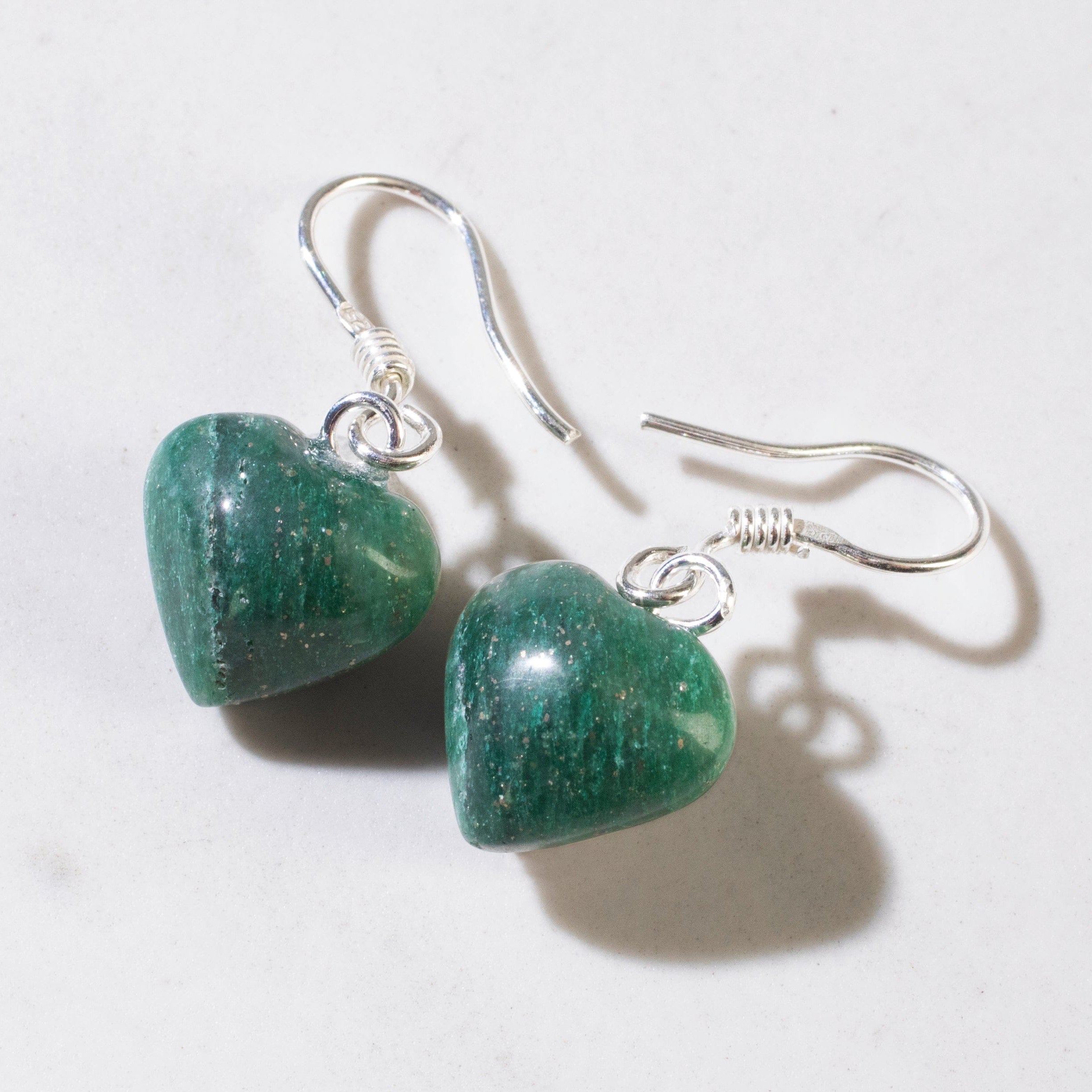 KALIFANO Crystal Jewelry Aventurine Heart Sterling Silver Earrings CJE-SILV-AVHEART