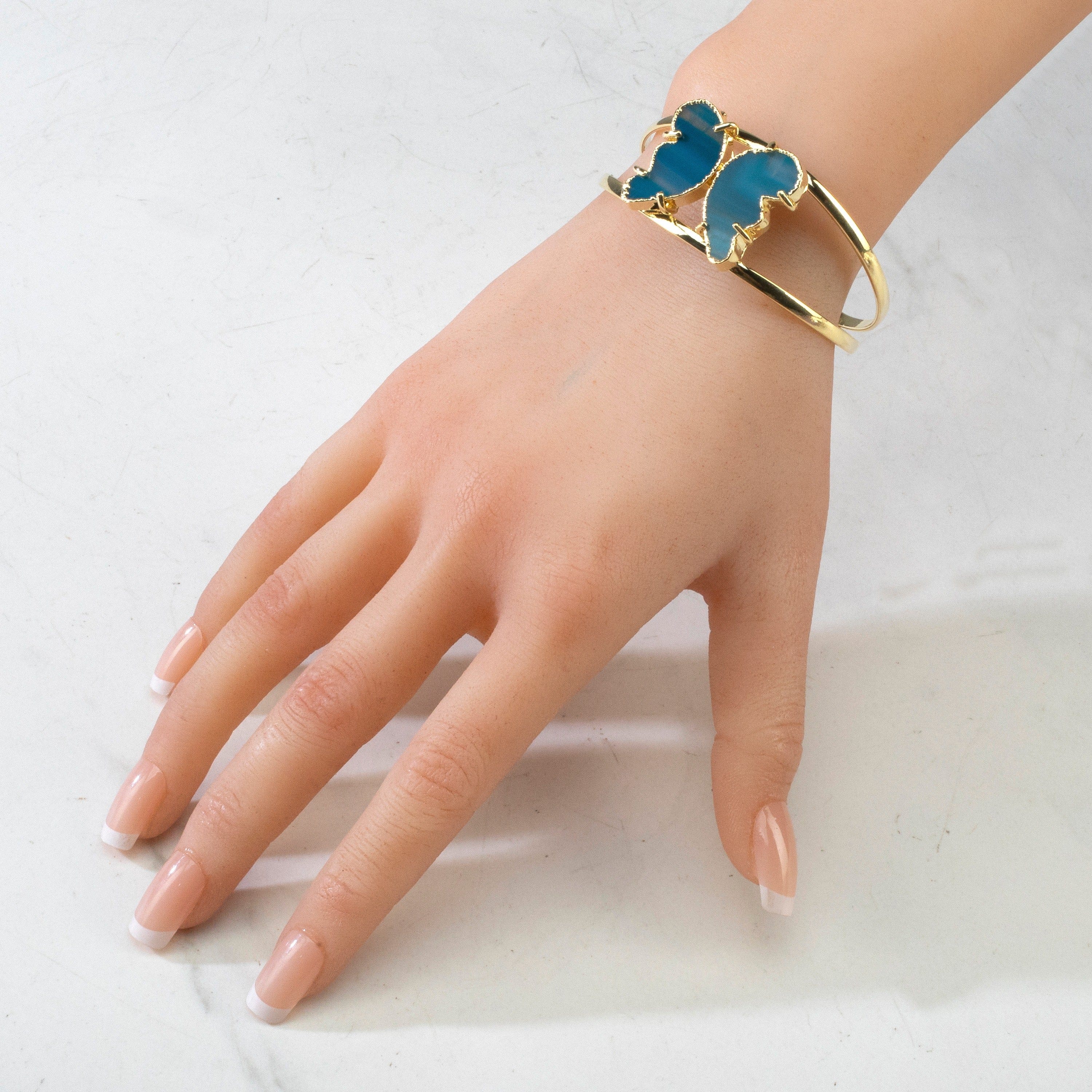 Kalifano Crystal Jewelry Blue Agate Butterfly Cuff Bracelet CJB-S-BTAG-BE