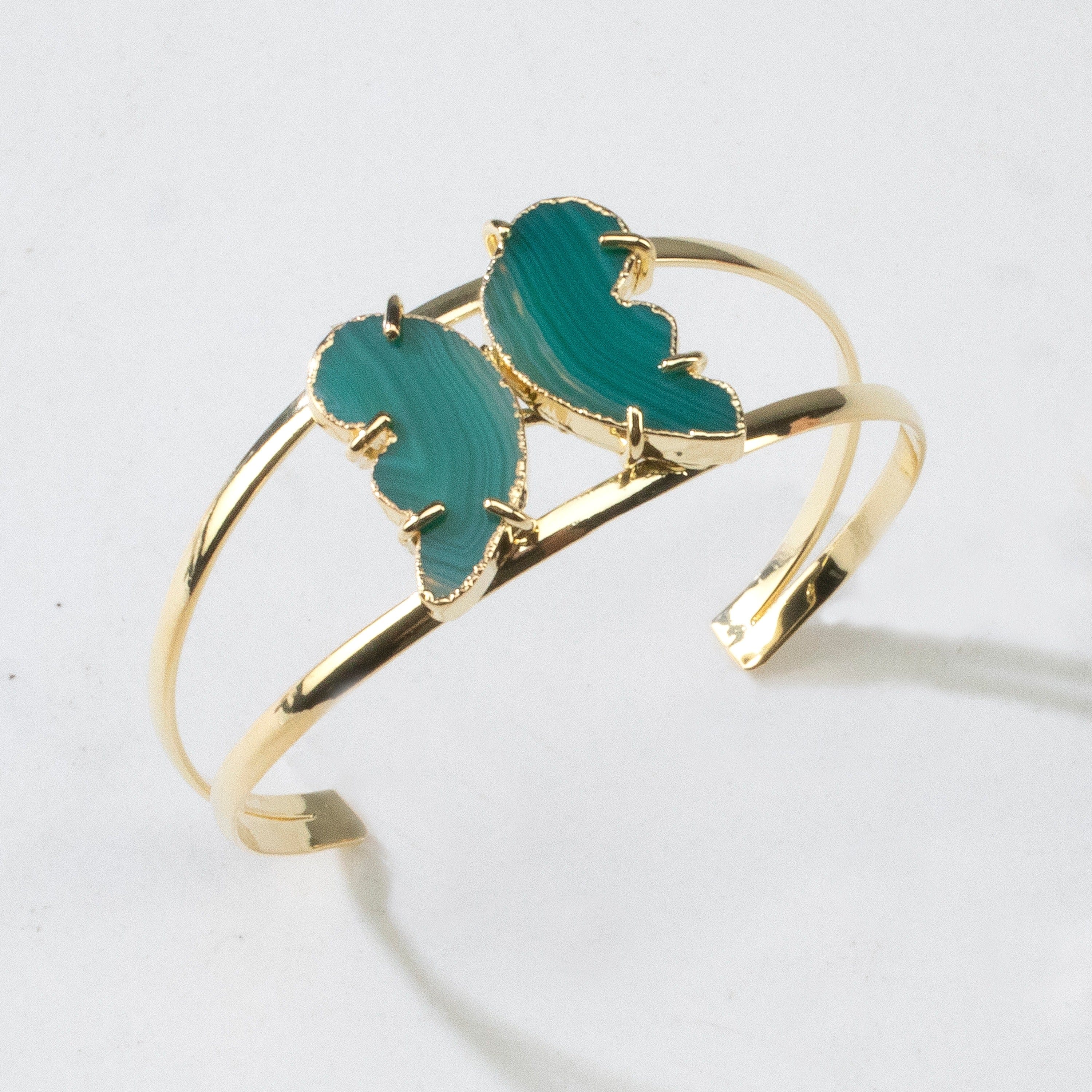 Kalifano Crystal Jewelry Green Agate Butterfly Cuff Bracelet CJB-S-BTAG-GR