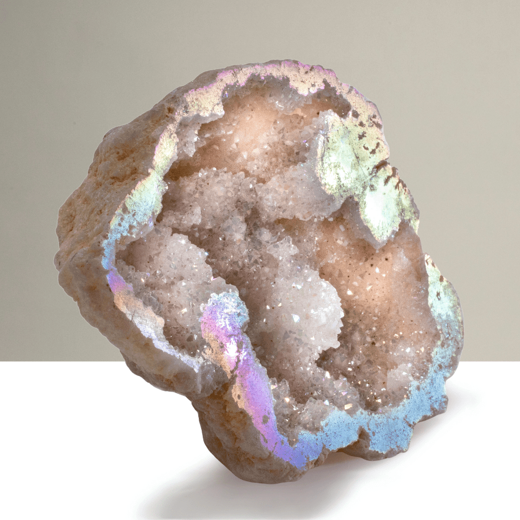 Angel Aura Borealis Quartz Geode: Radiant Beauty - KALIFANO