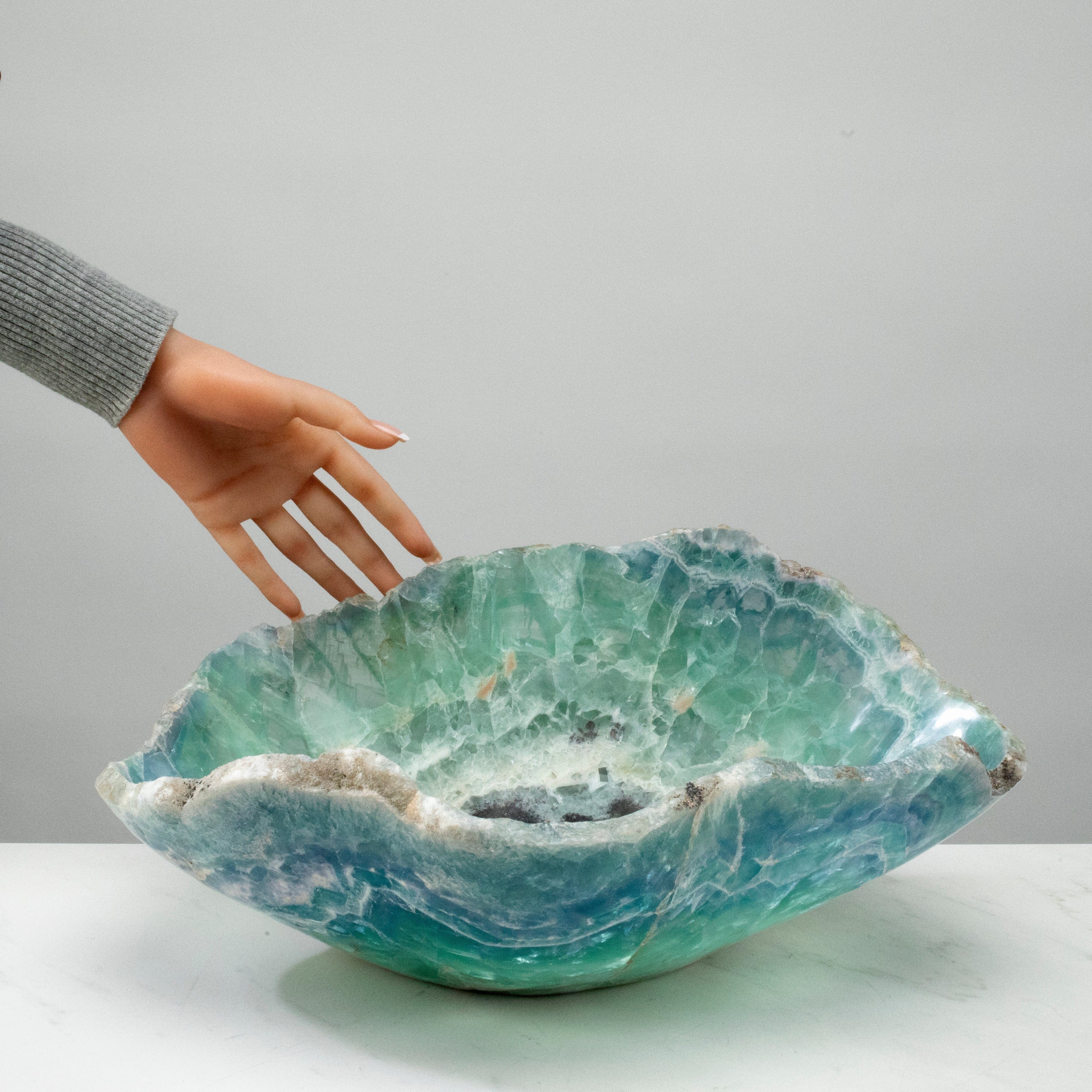 KALIFANO Gemstone Bowls Natural Blue / Green Fluorite Bowl 16" BFL7400.001
