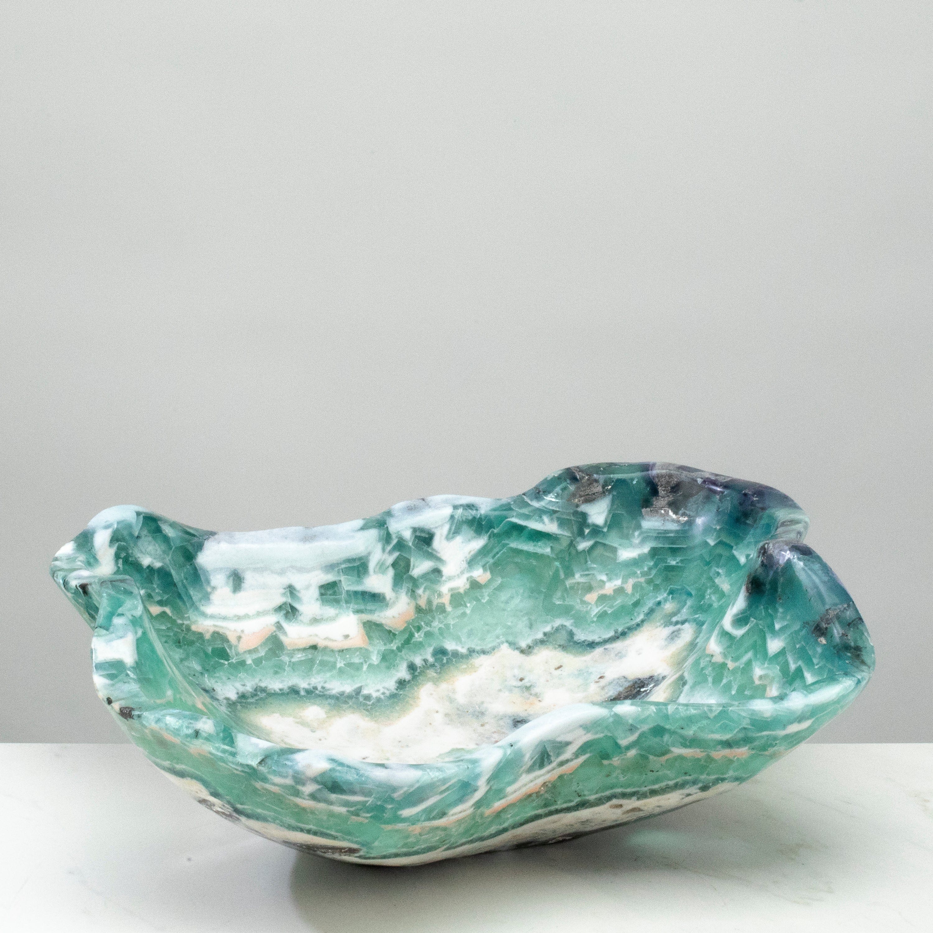 KALIFANO Gemstone Bowls Natural Blue / Green Fluorite Bowl 16" BFL8000.003