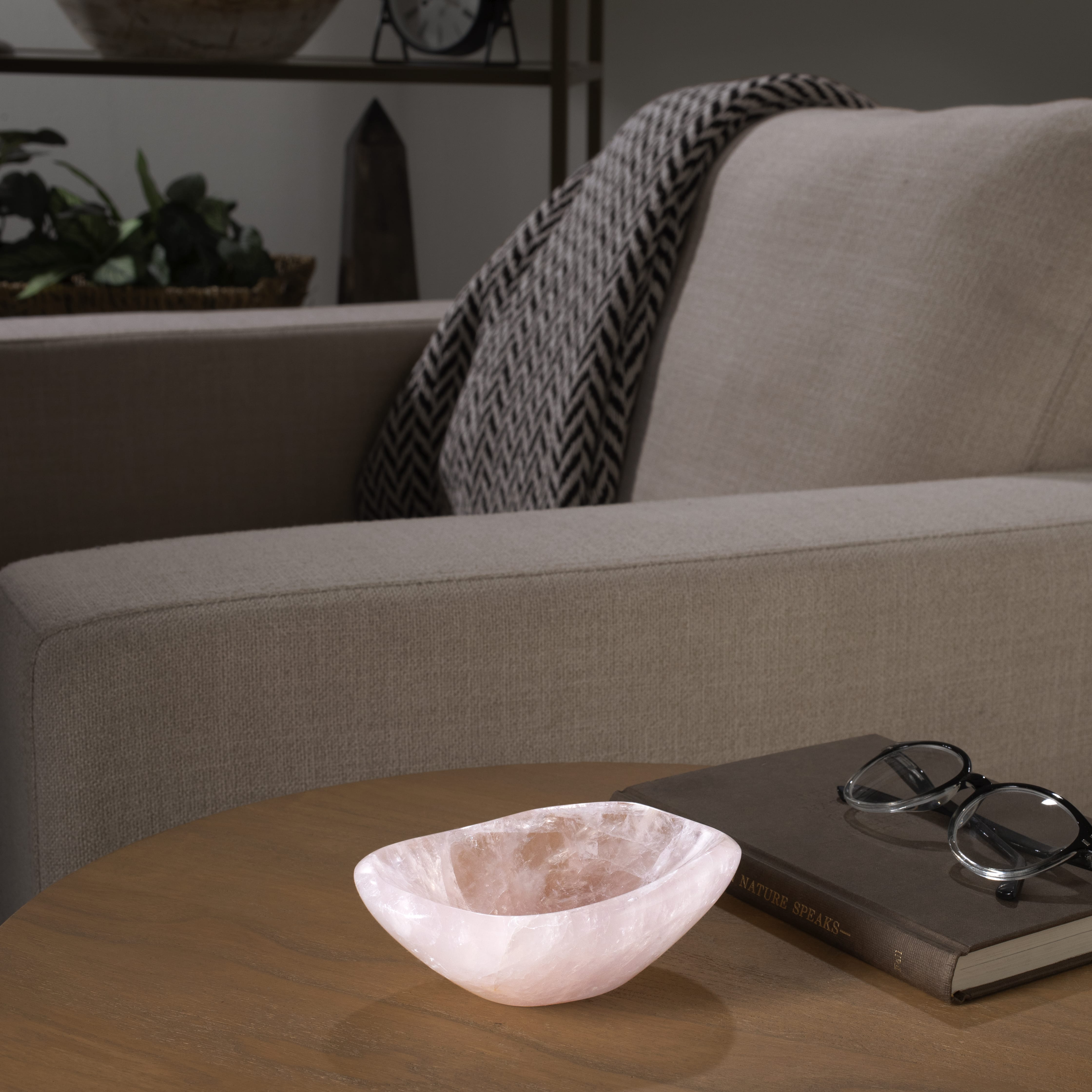 Kalifano Gemstone Bowls Rose Quartz Bowl from Madagascar - 5.5" BOWL1000-RQ.002