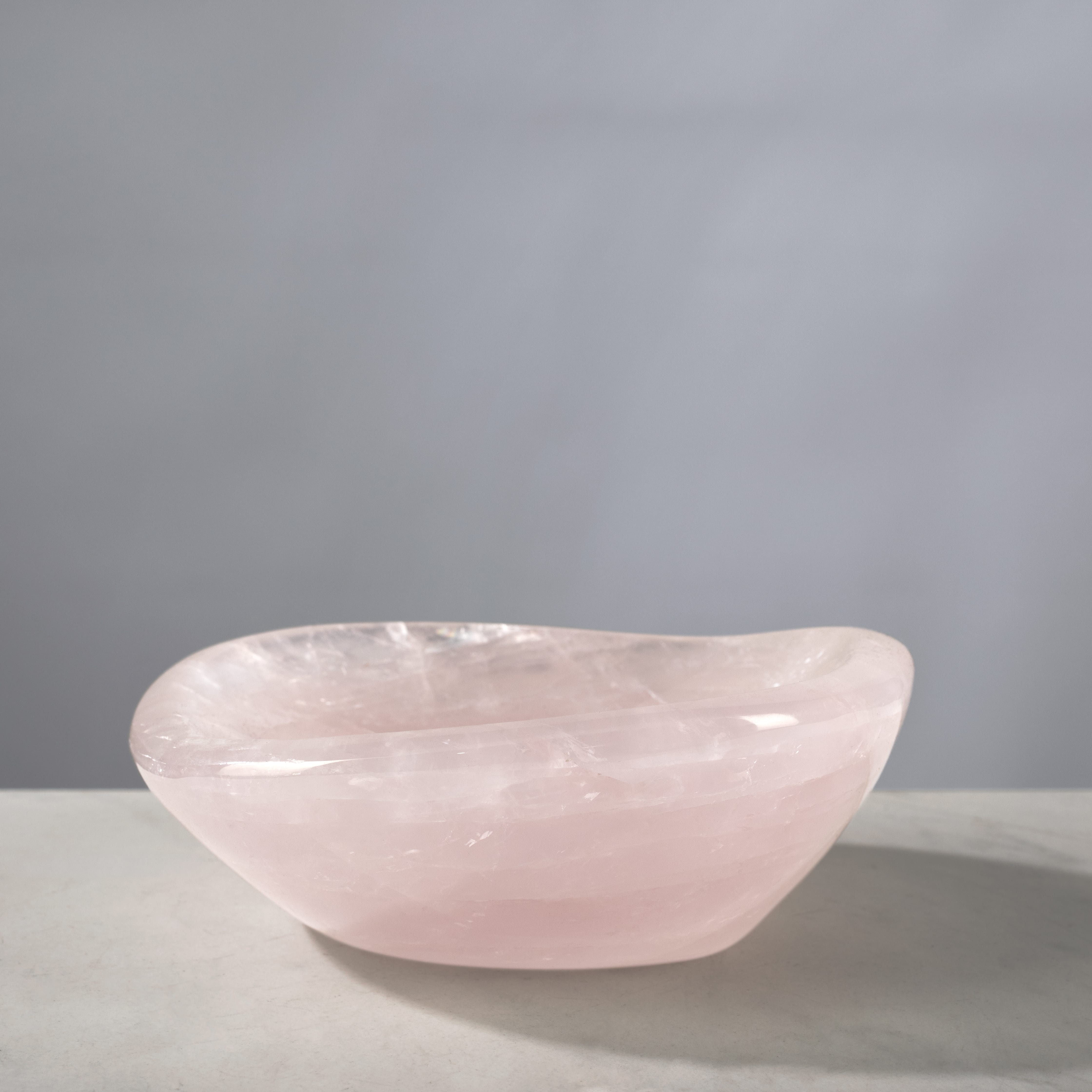 Kalifano Gemstone Bowls Rose Quartz Bowl from Madagascar - 5.5" BOWL600-RQ.002