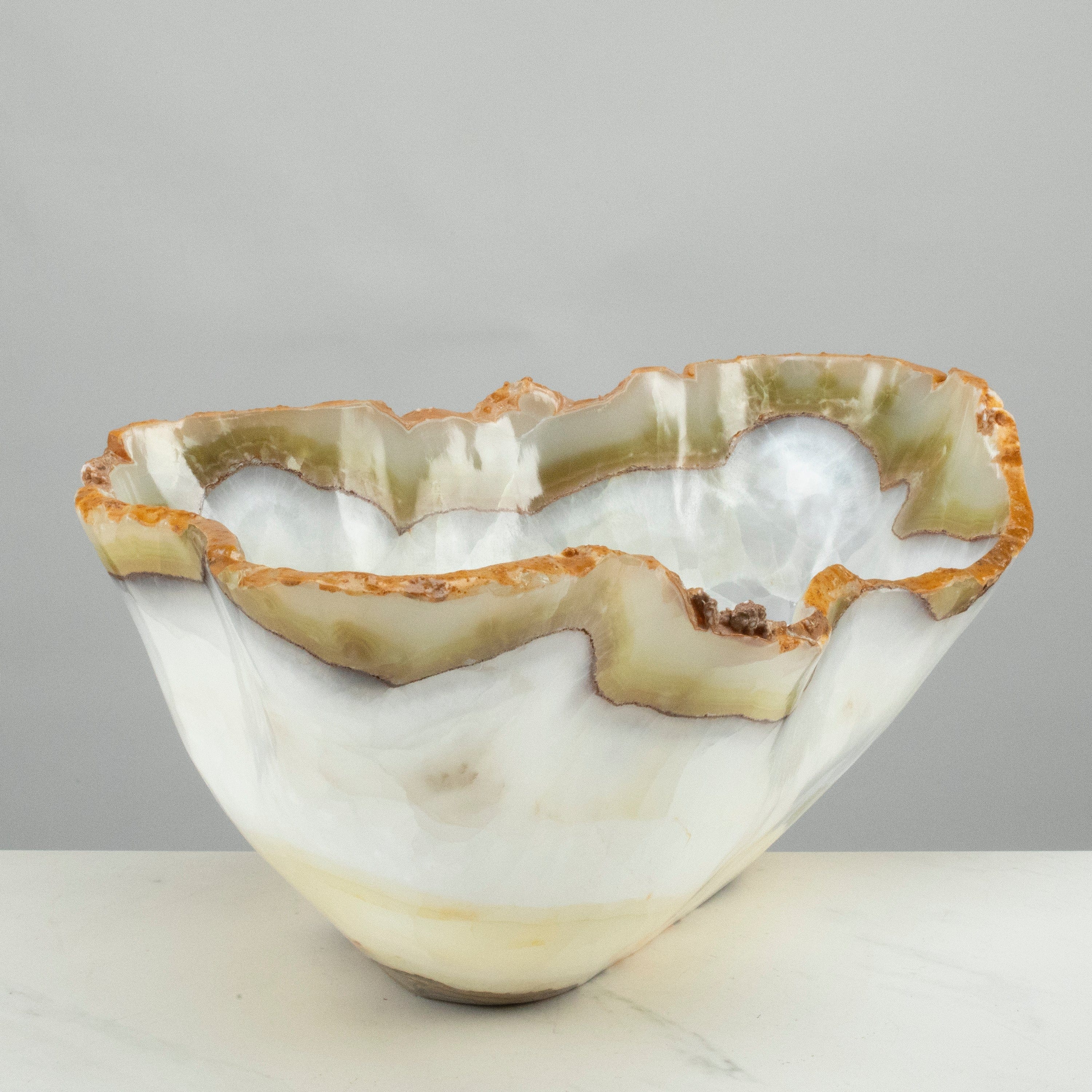 KALIFANO Gemstone Bowls White and Green Onyx Bowl 23" BOX11000.002