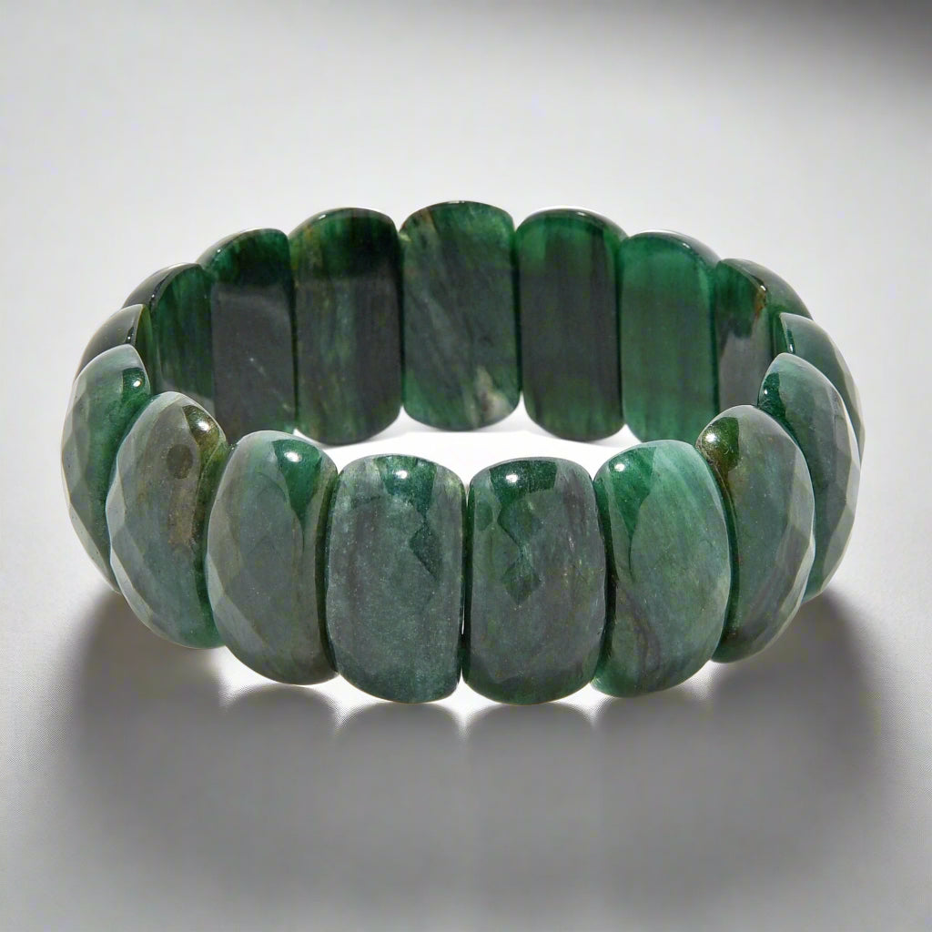 Kalifano Gemstone Bracelets Green Jasper Faceted Gemstone Bead Elastic Bracelet