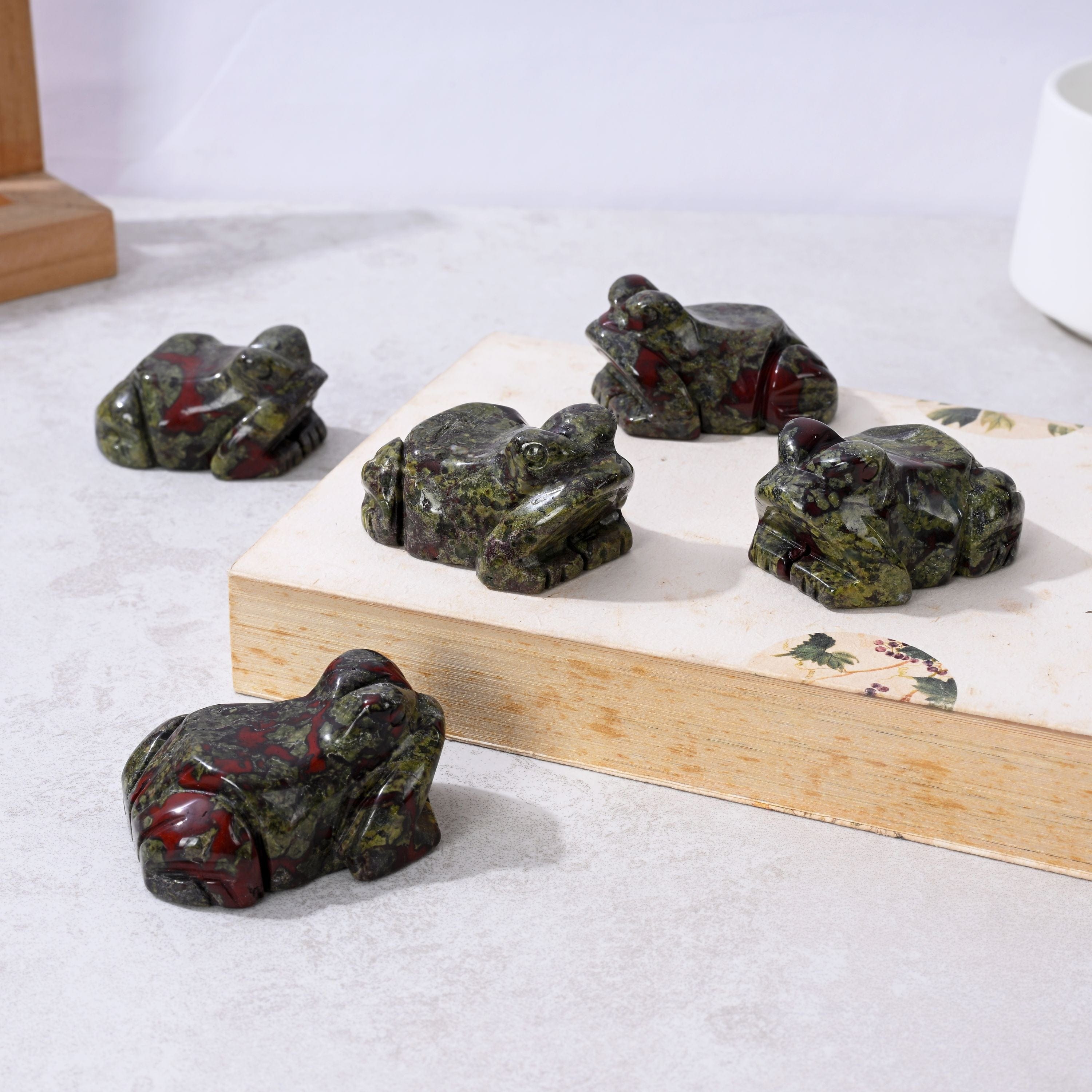 Kalifano Gemstone Carvings 2" Bloodstone Frog Natural Gemstone Carving CV13-F-BS