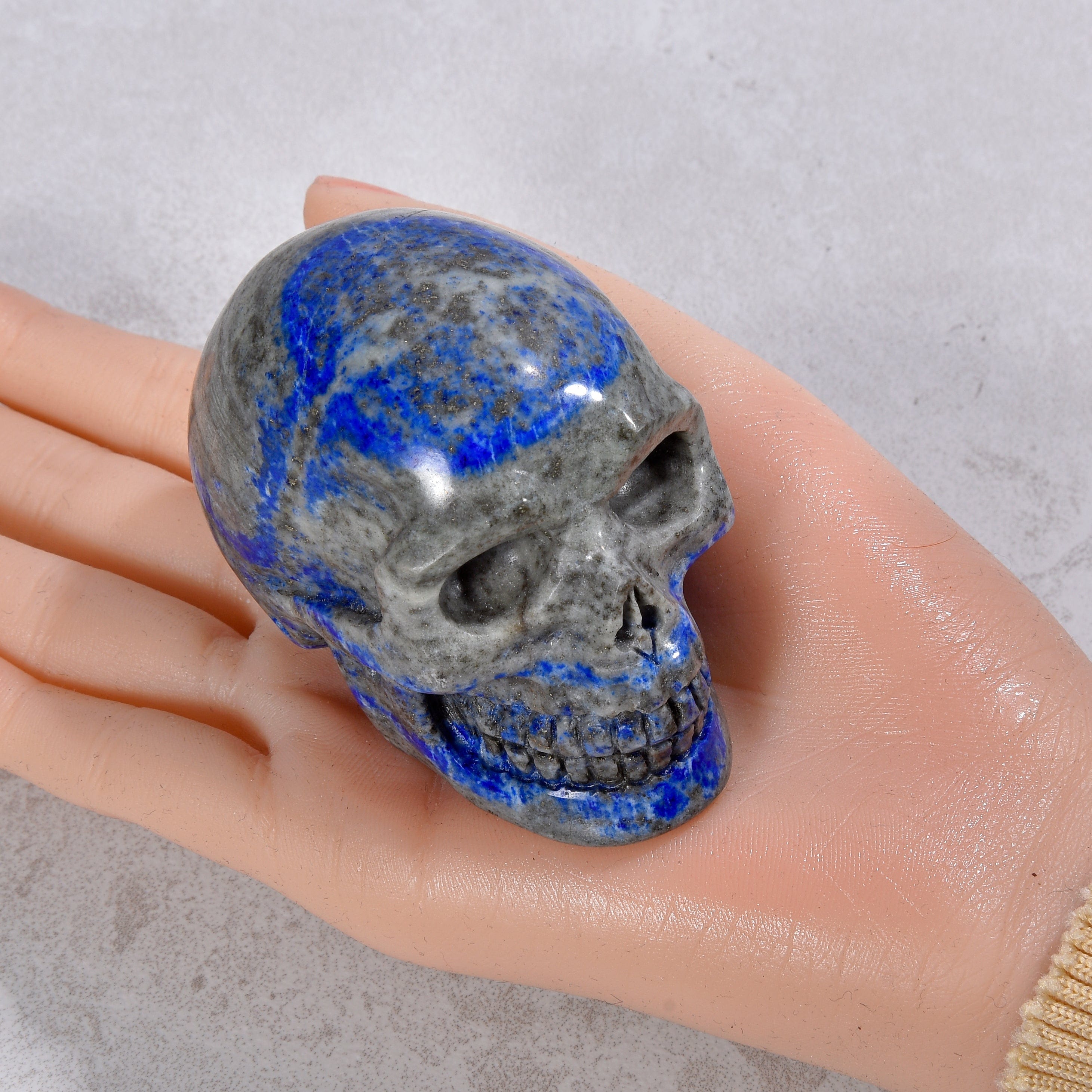 KALIFANO Gemstone Carvings 2" Natural Lapis Skull Gemstone Carving CVLSK.600.04