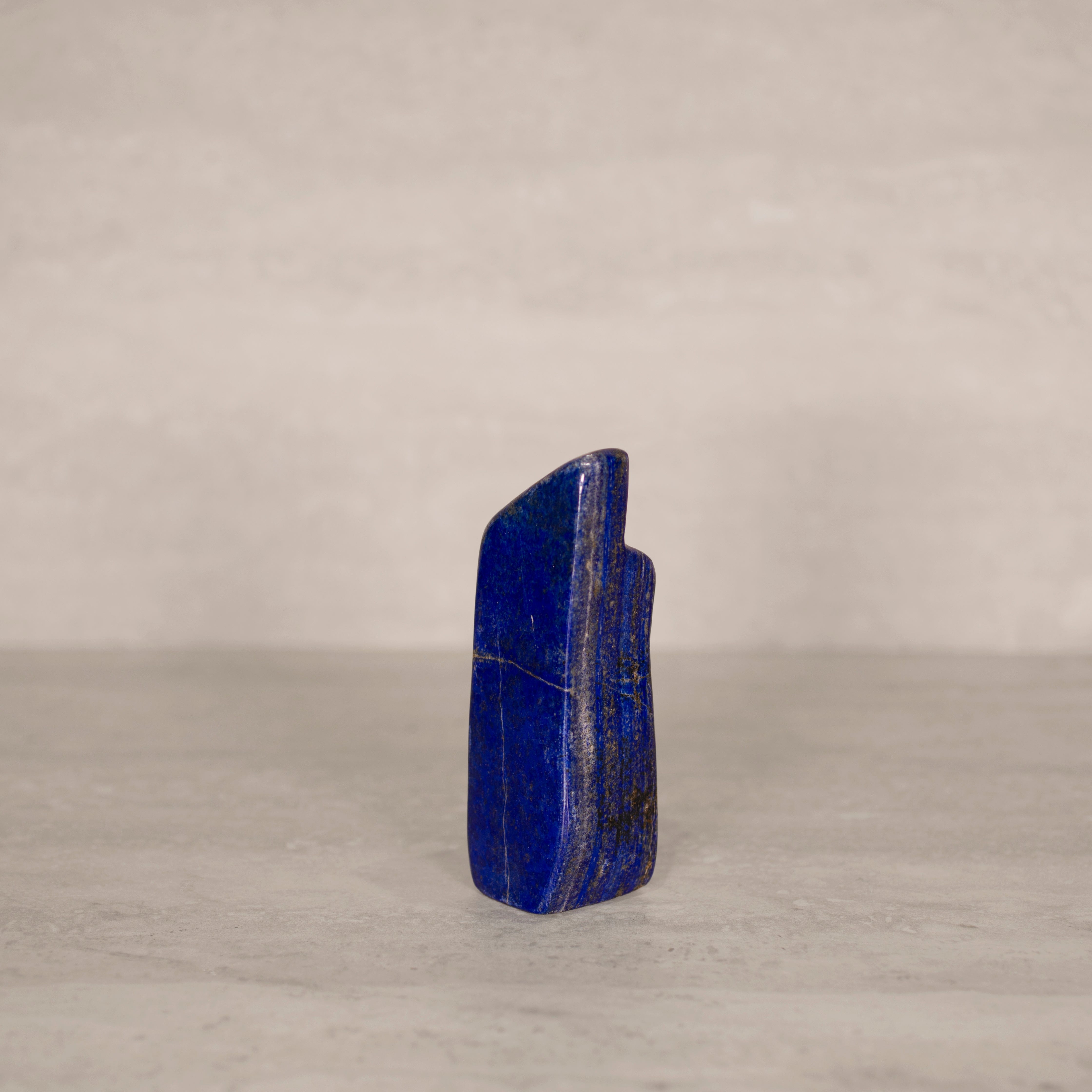 KALIFANO Gemstone Carvings Natural Lapis Lazuli Freeform from Afghanistan - 6" / 400 grams LP800.006