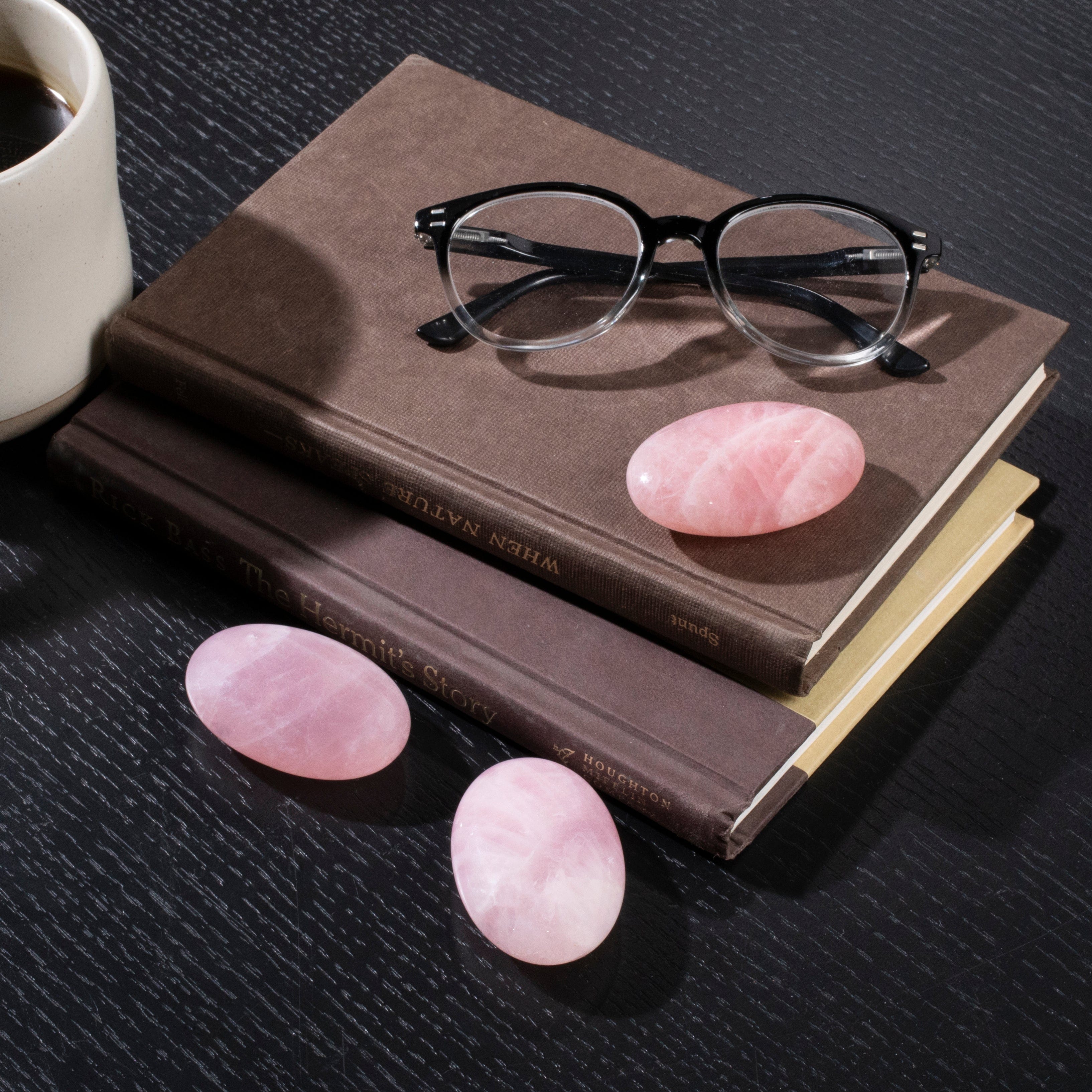 KALIFANO Gemstone Carvings Rose Quartz Palm Stone PS60-RQ