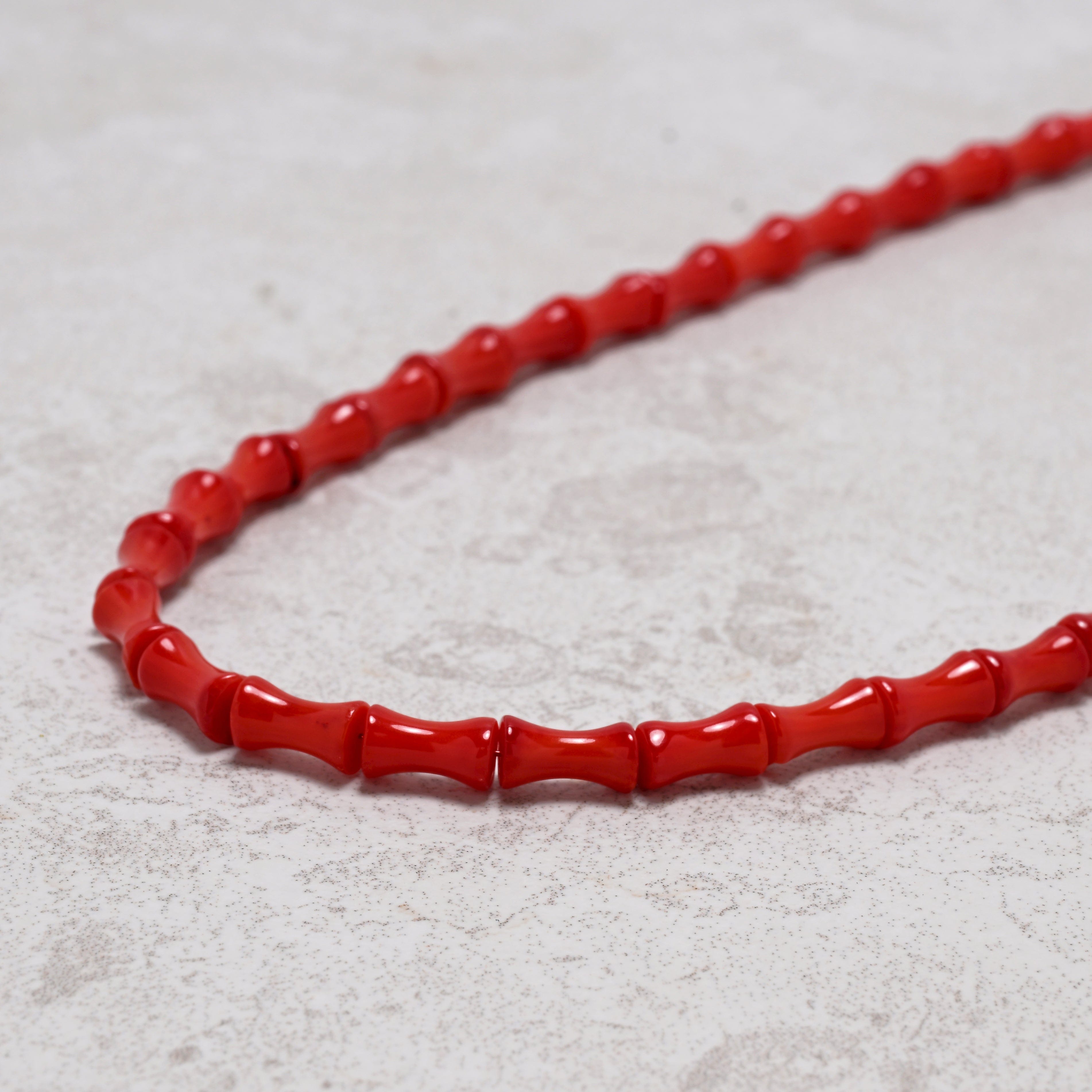 KALIFANO Gemstone Jewelry 18" Genuine Coral Necklace with Sterling Silver Lobster Clasp 925N-02-RC
