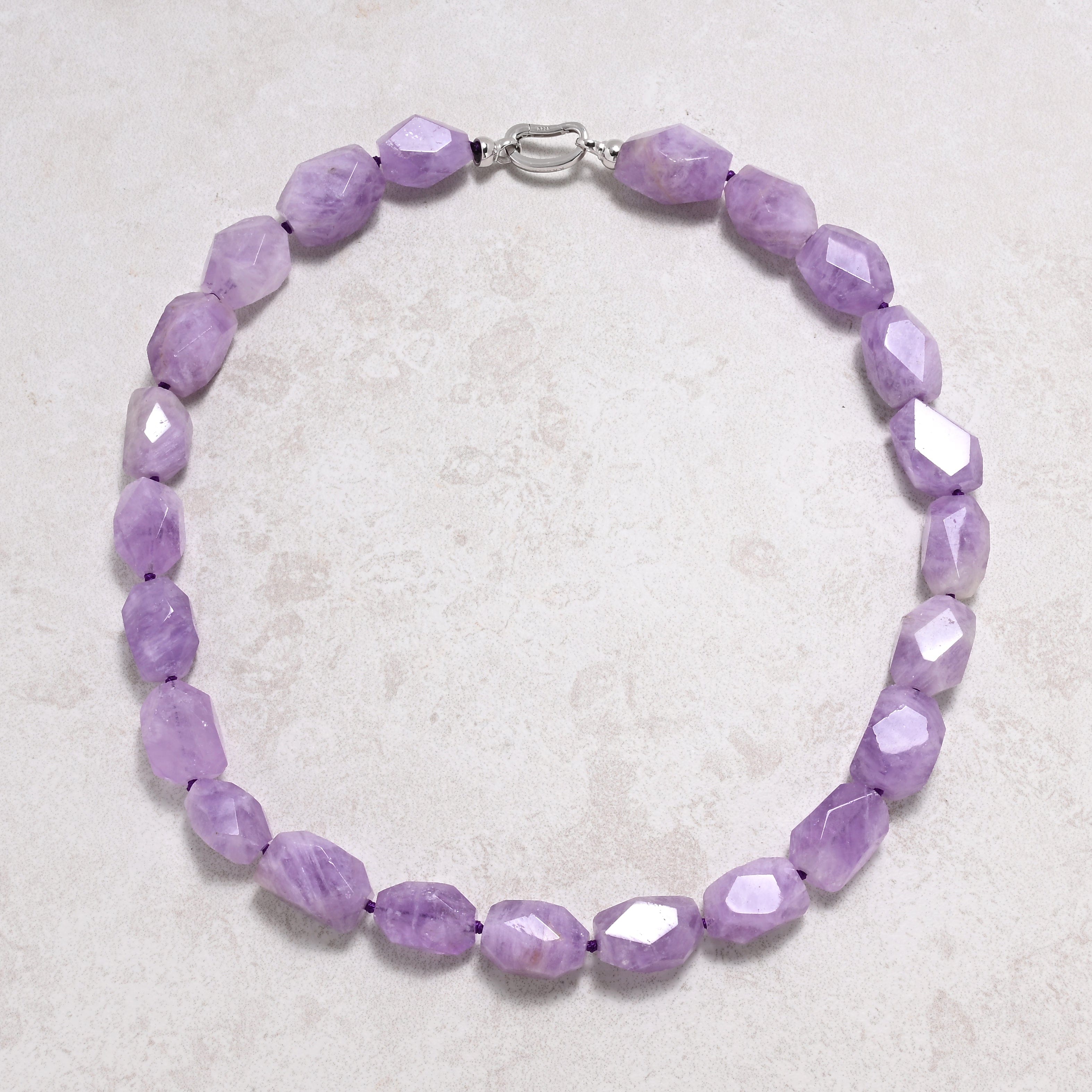KALIFANO Gemstone Jewelry 22in Amethyst Gemstone Necklace with Sterling Silver Clasp 925N-16-AM