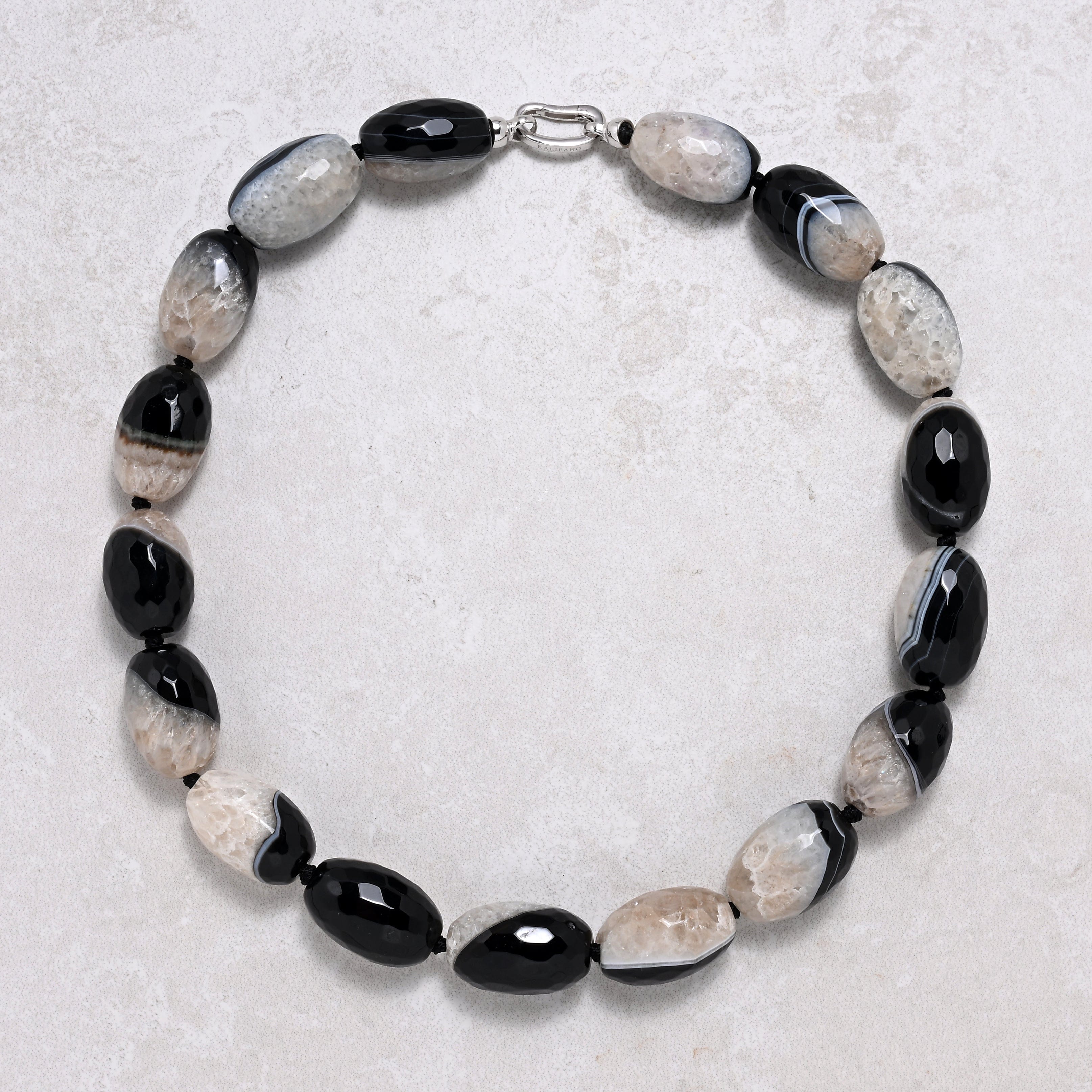 KALIFANO Gemstone Jewelry 22in Black Agate Gemstone Necklace with Sterling Silver Clasp 925N-16-AG