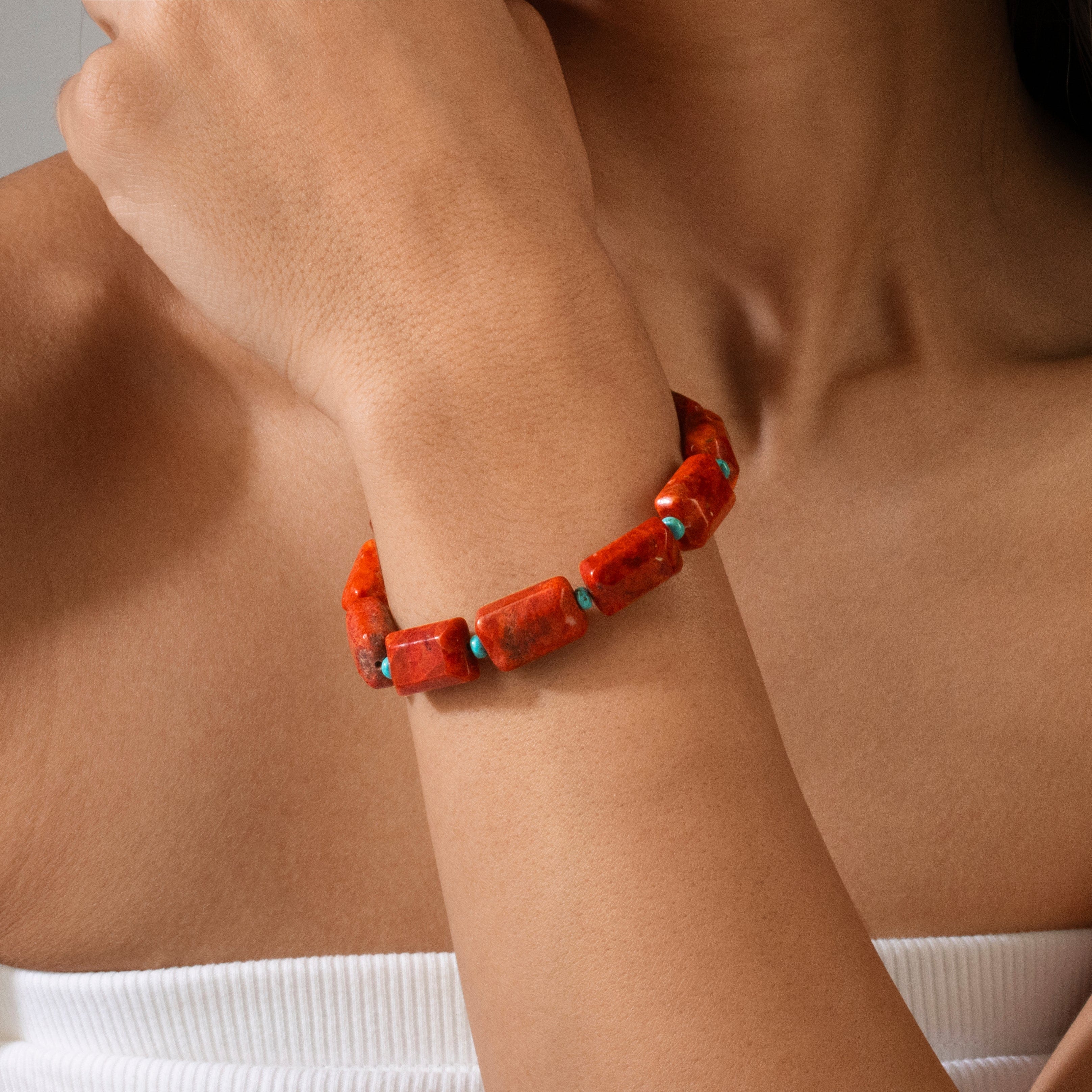 KALIFANO Gemstone Jewelry 6.5" Red Coral & Howlite Turquoise Bracelet with Sterling Silver Lobster Clasp 925B-18-RCTQ
