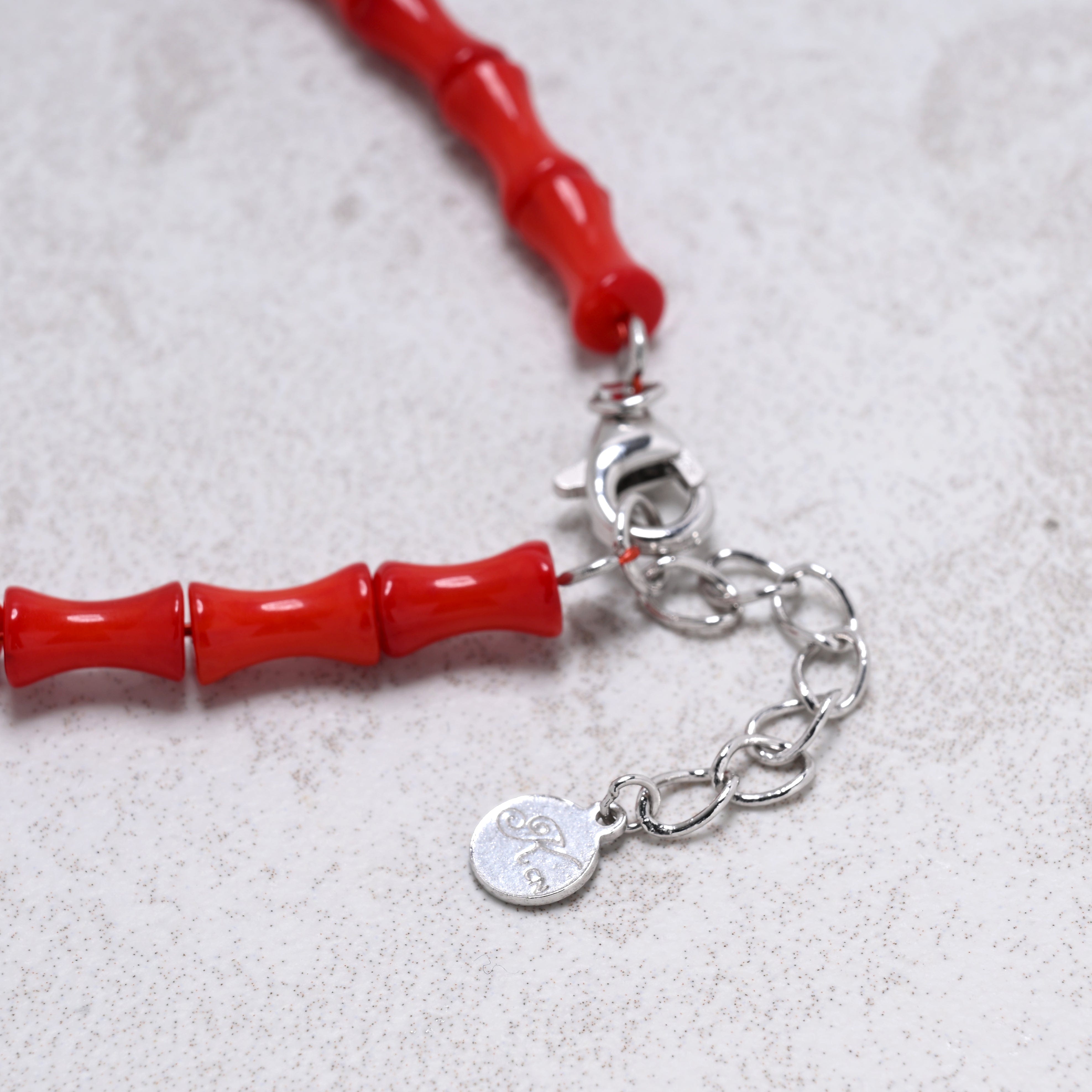 KALIFANO Gemstone Jewelry 7" Coral Bracelet with Sterling Silver Lobster Clasp 925B-03-RC