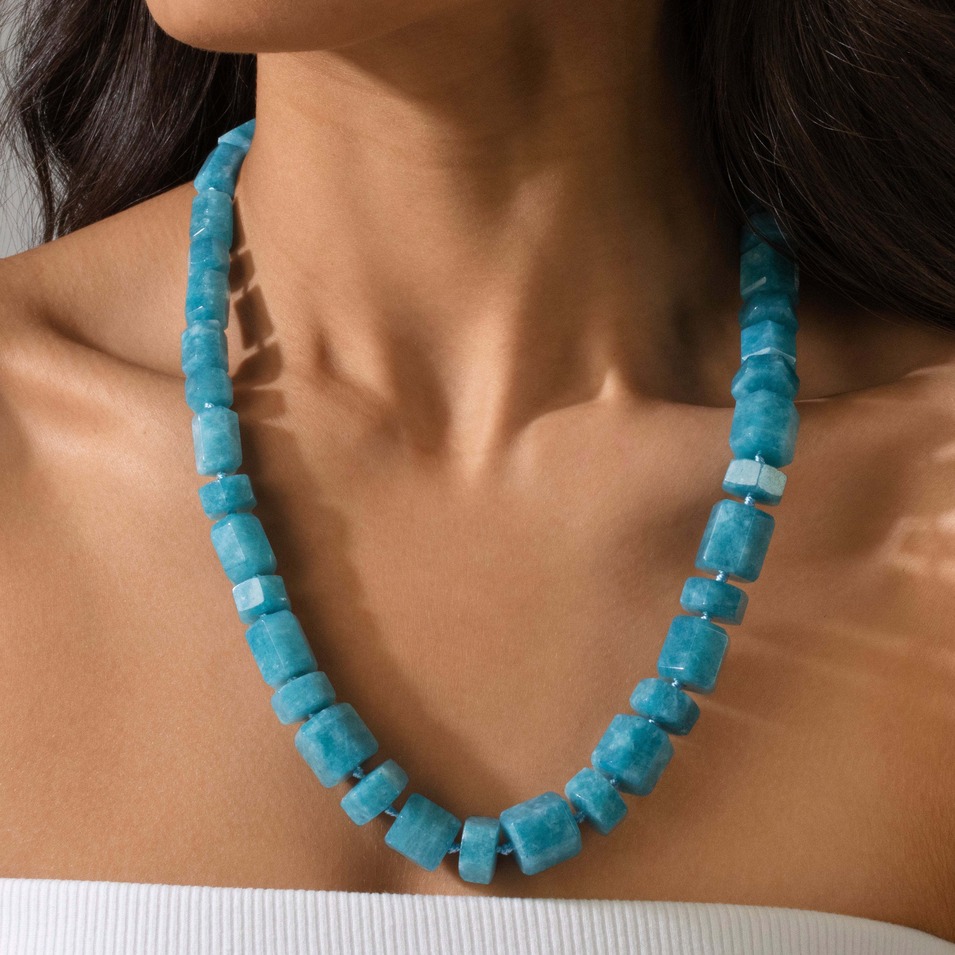 Kalifano Gemstone Jewelry Aquamarine 10x14mm & 7x12mm Column Gemstone Necklace with Sterling Silver Clasp - 22" 9SN-AQ