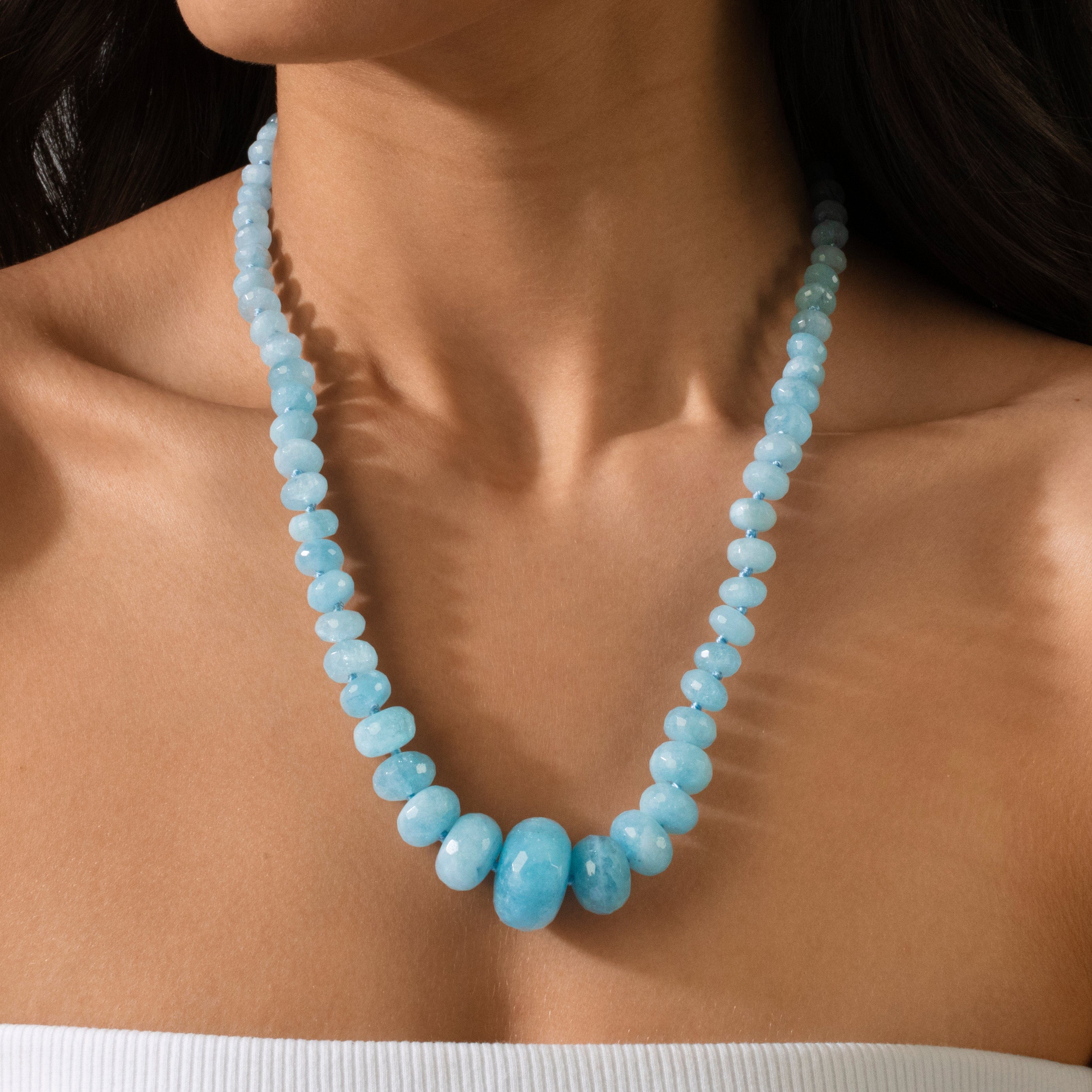 Kalifano Gemstone Jewelry Aquamarine Gradual Gemstone Necklace with Sterling Silver Clasp - 22" 9GN-AQ