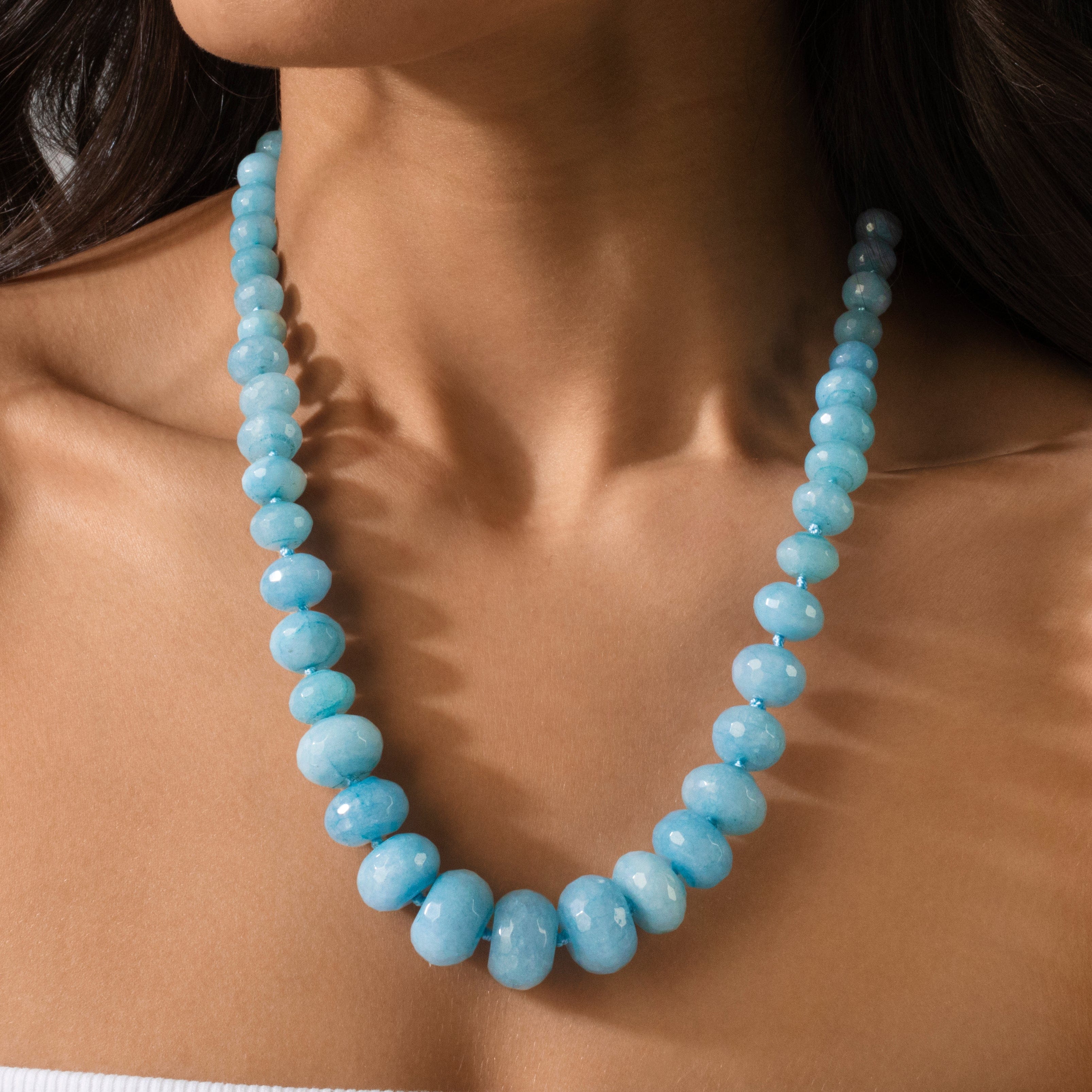 Kalifano Gemstone Jewelry Aquamarine Gradual Gemstone Necklace with Sterling Silver Clasp - 22" 9GN-AQ2