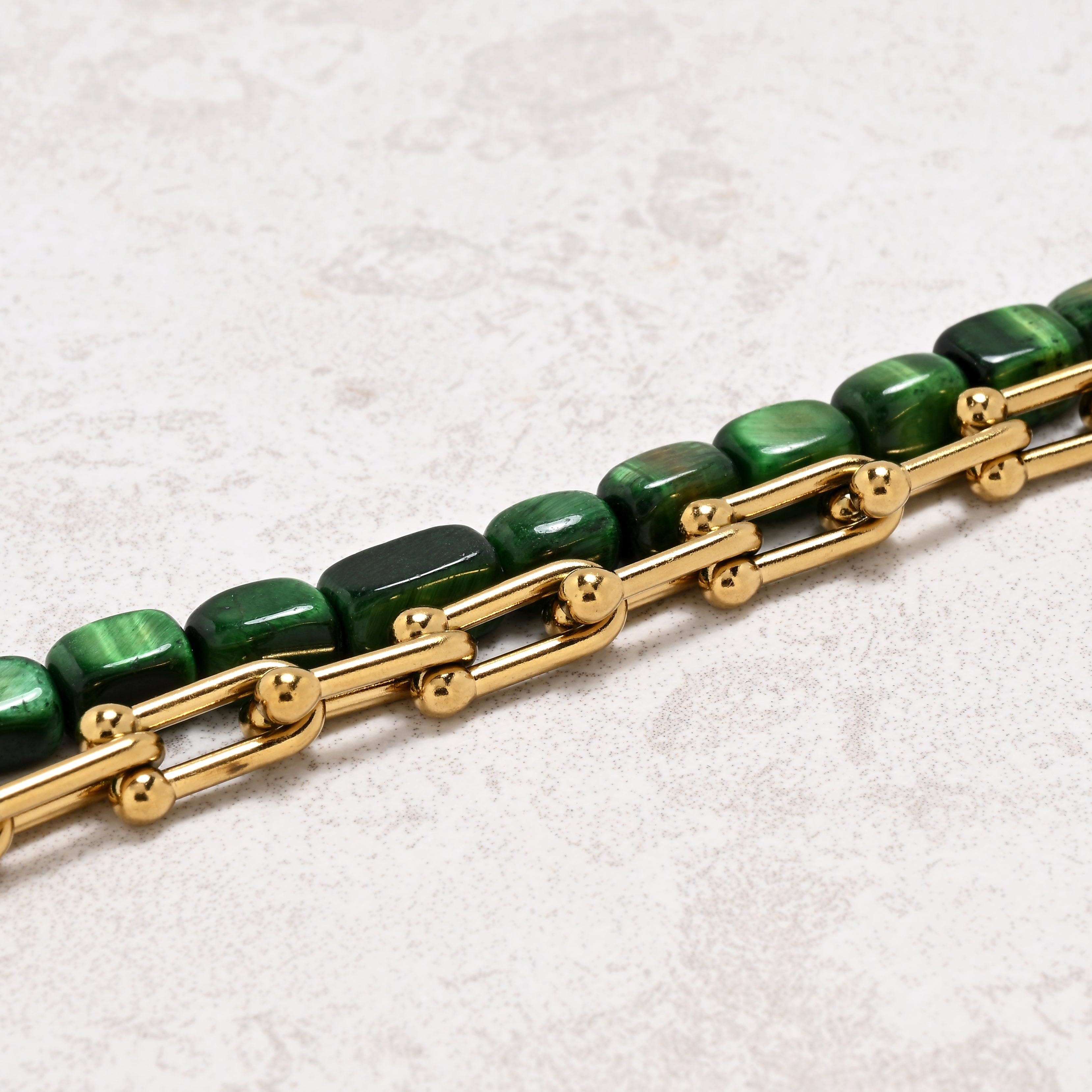 KALIFANO Gemstone Jewelry Green Tiger Eye & Hardware Style Stainless Steel Chain Bracelet 2SB-GRTE