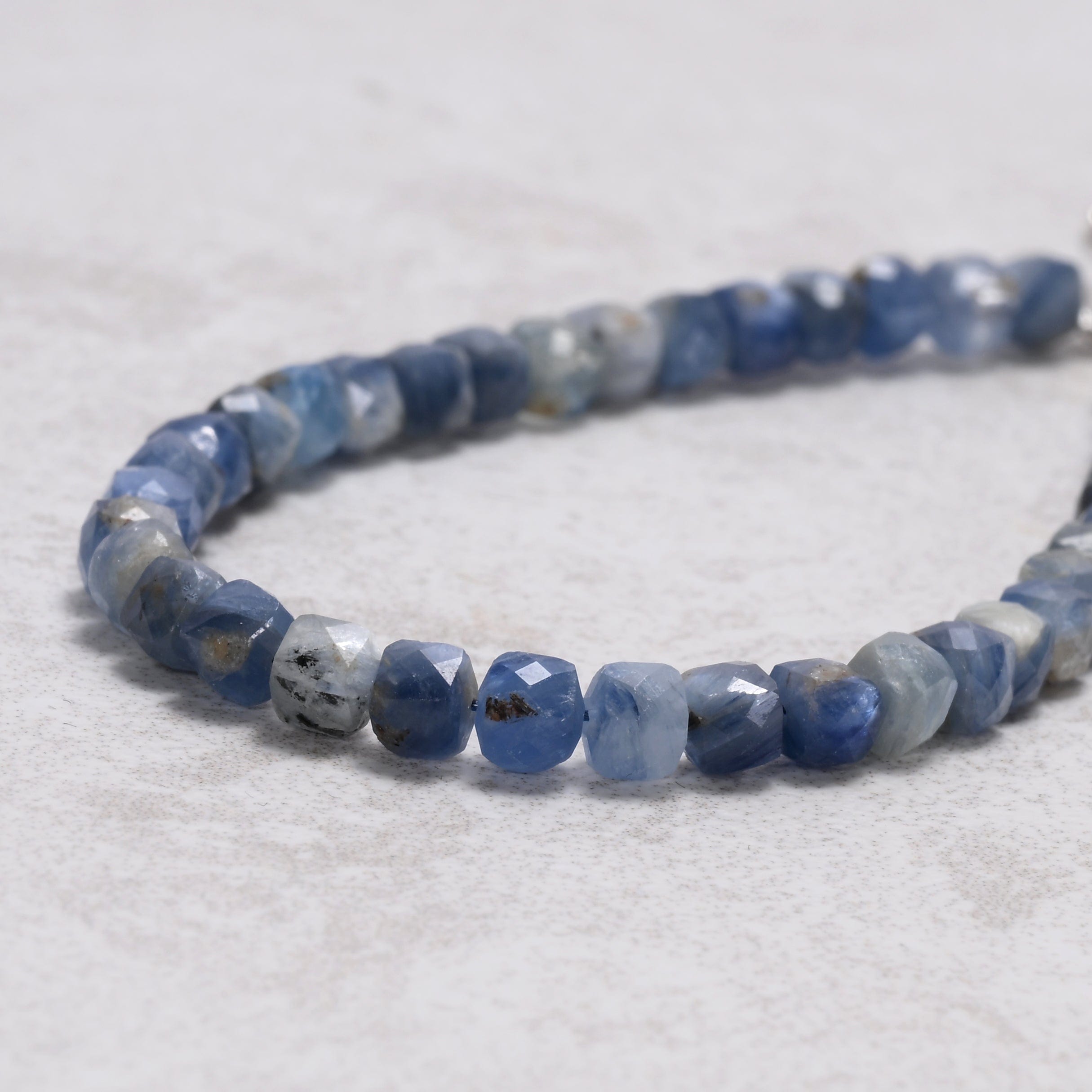 KALIFANO Gemstone Jewelry Kyanite 4mm Natural Gemstone Bracelet with Sterling Silver Clasp B4-16S-KE