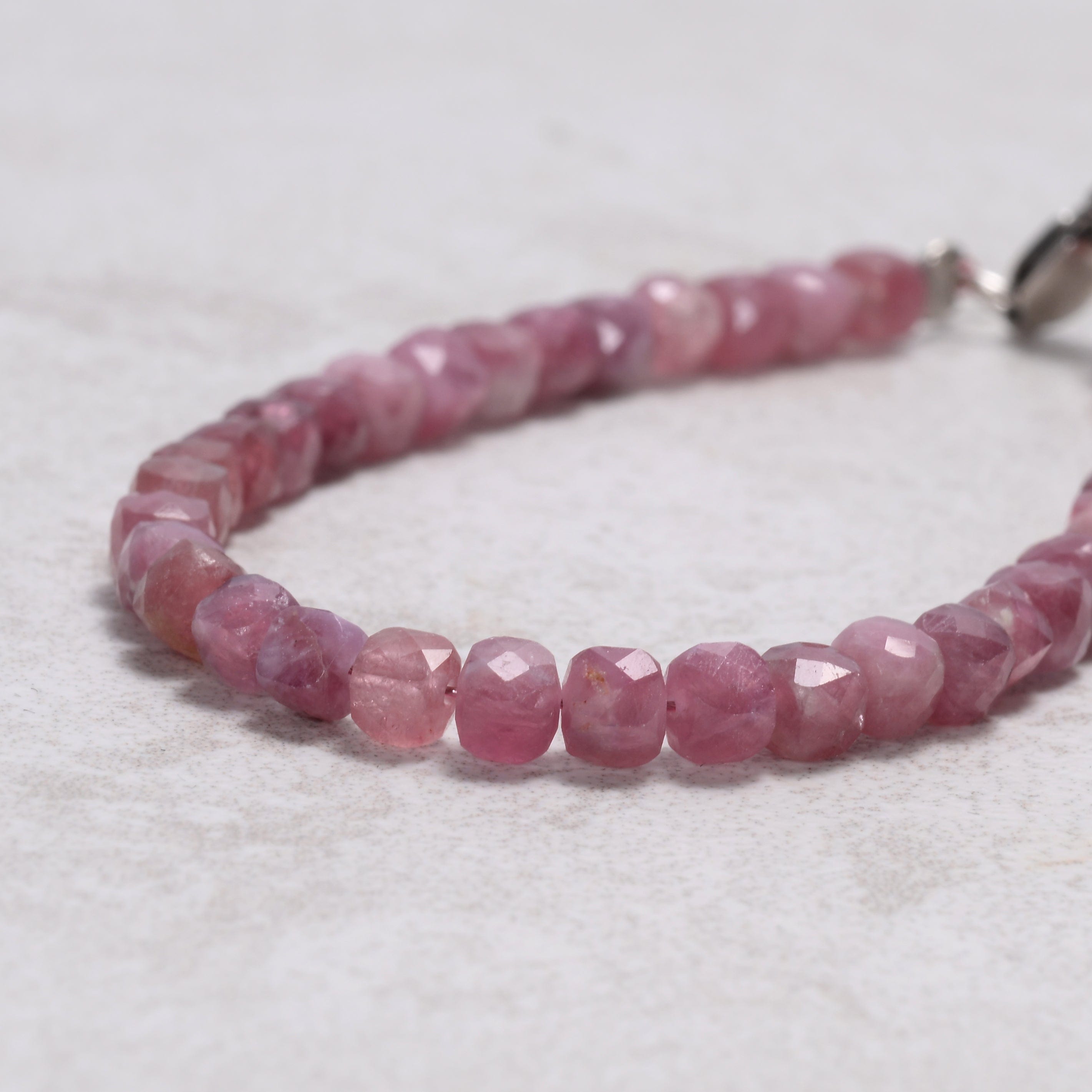 KALIFANO Gemstone Jewelry Pink Tourmaline 4mm Natural Gemstone Bracelet with Sterling Silver Clasp B4-16S-PTR