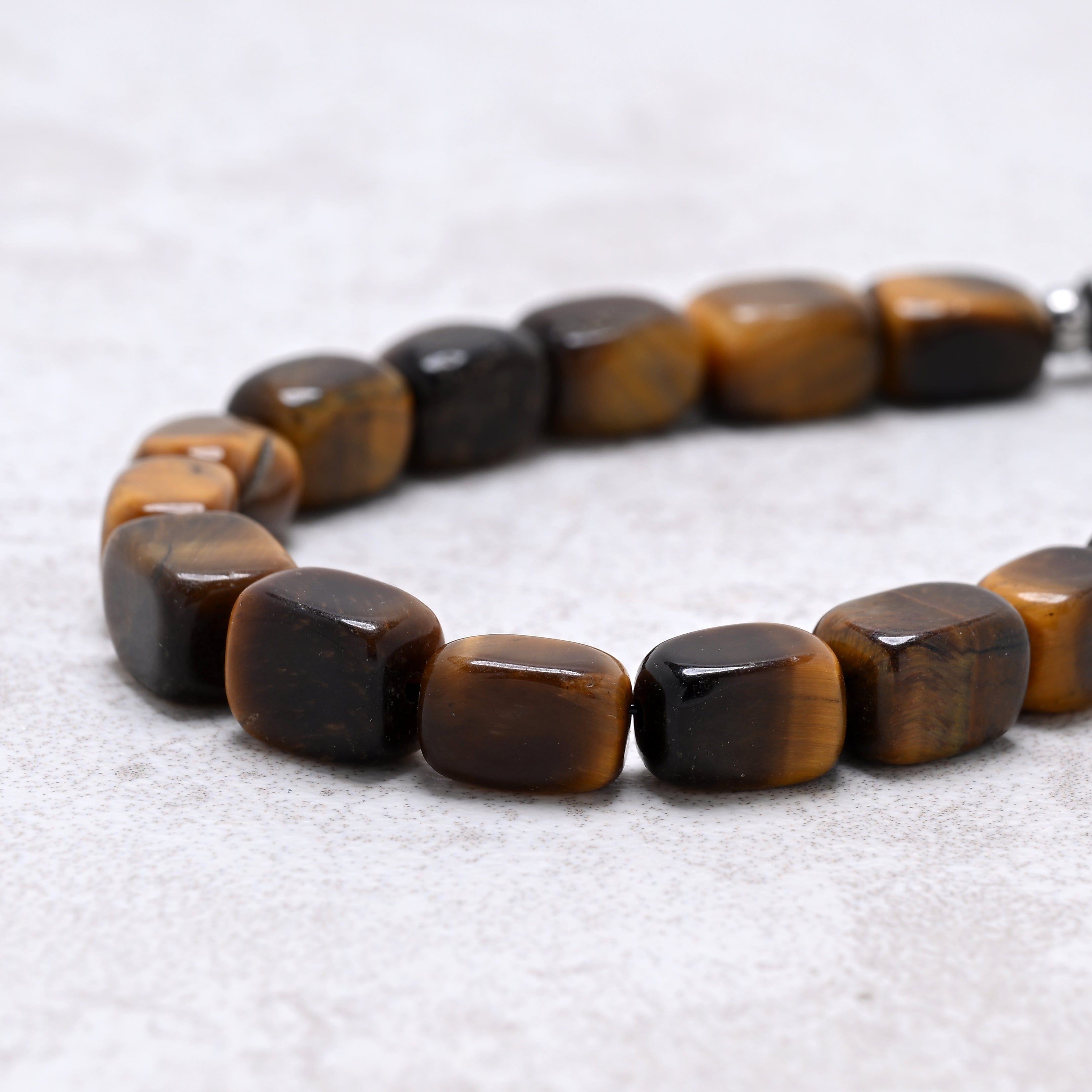 KALIFANO Gemstone Jewelry Tiger Eye 6x9mm Natural Gemstone Bracelet