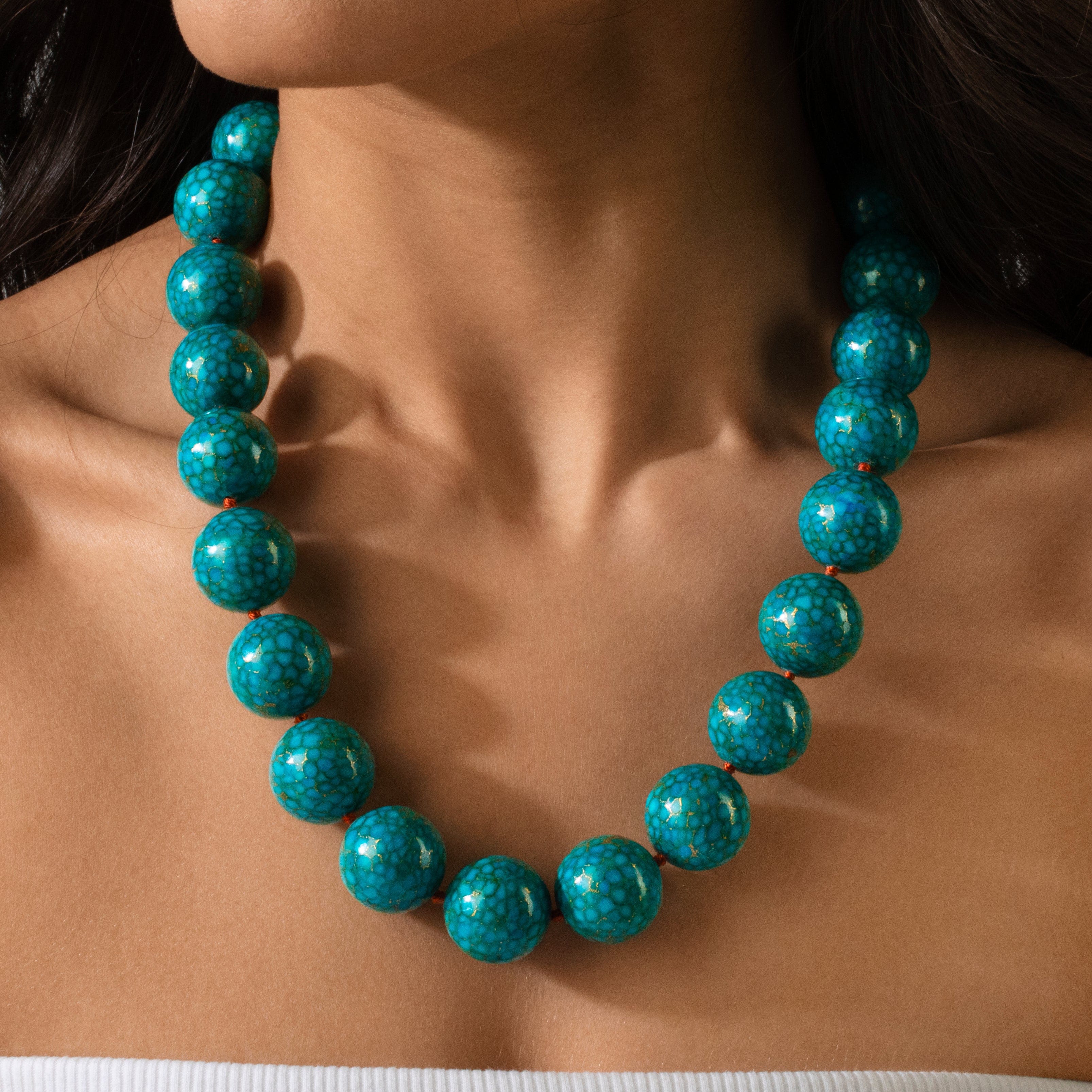 Kalifano Gemstone Jewelry Turquoise 20mm Round Gemstone Necklace with Sterling Silver Clasp - 22" 9GN-TQ2