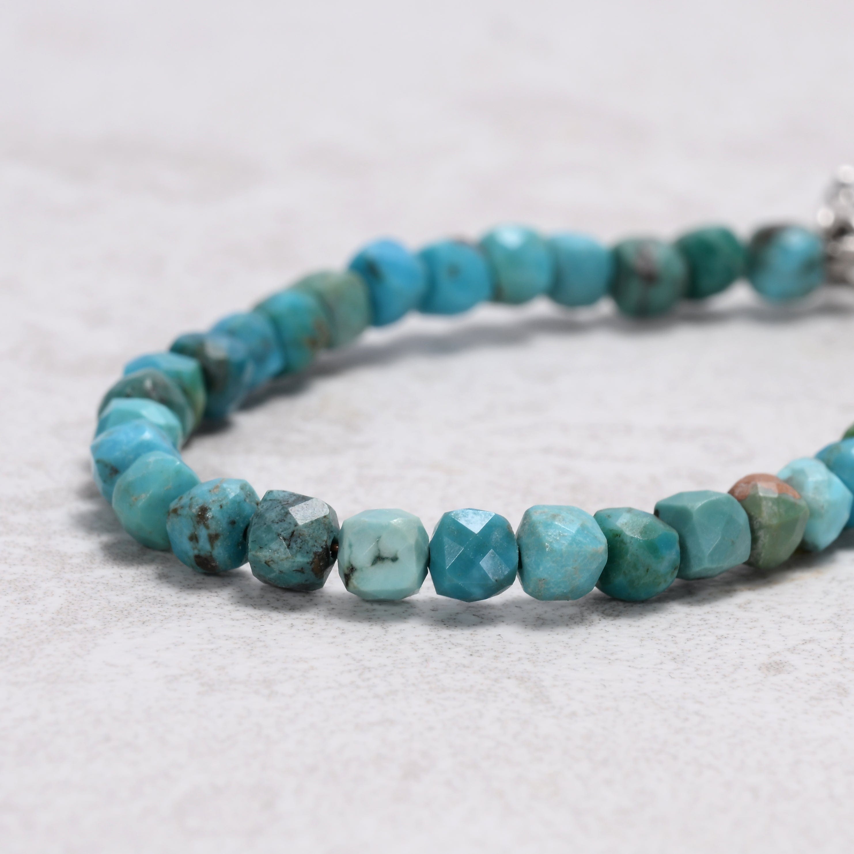 KALIFANO Gemstone Jewelry Turquoise 4mm Natural Gemstone Bracelet with Sterling Silver Clasp B4-16S-TQ