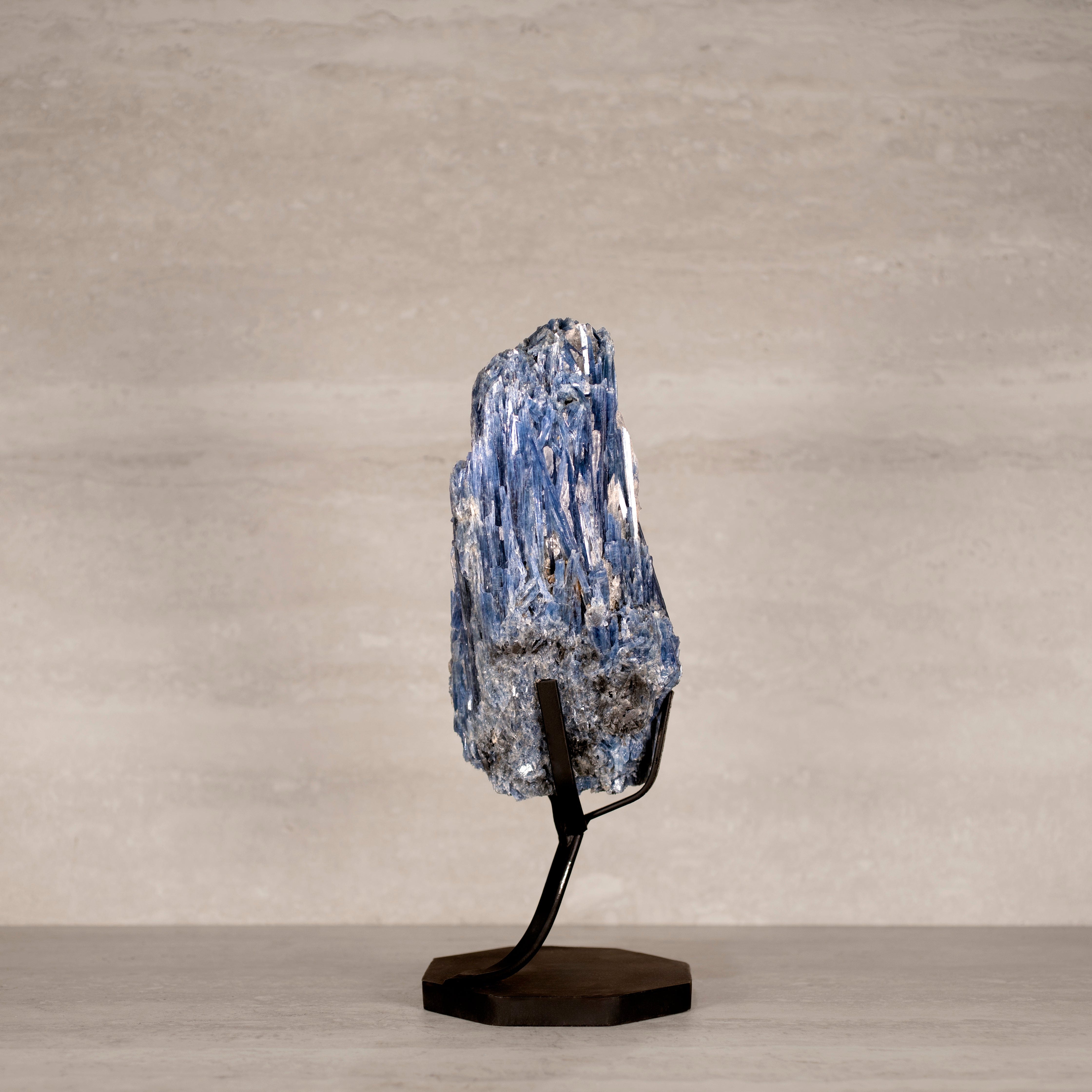 Kalifano Kyanite Natural Brazilian Kyanite on Custom Stand - 12.75" / 2,720 grams KYNT4200.001