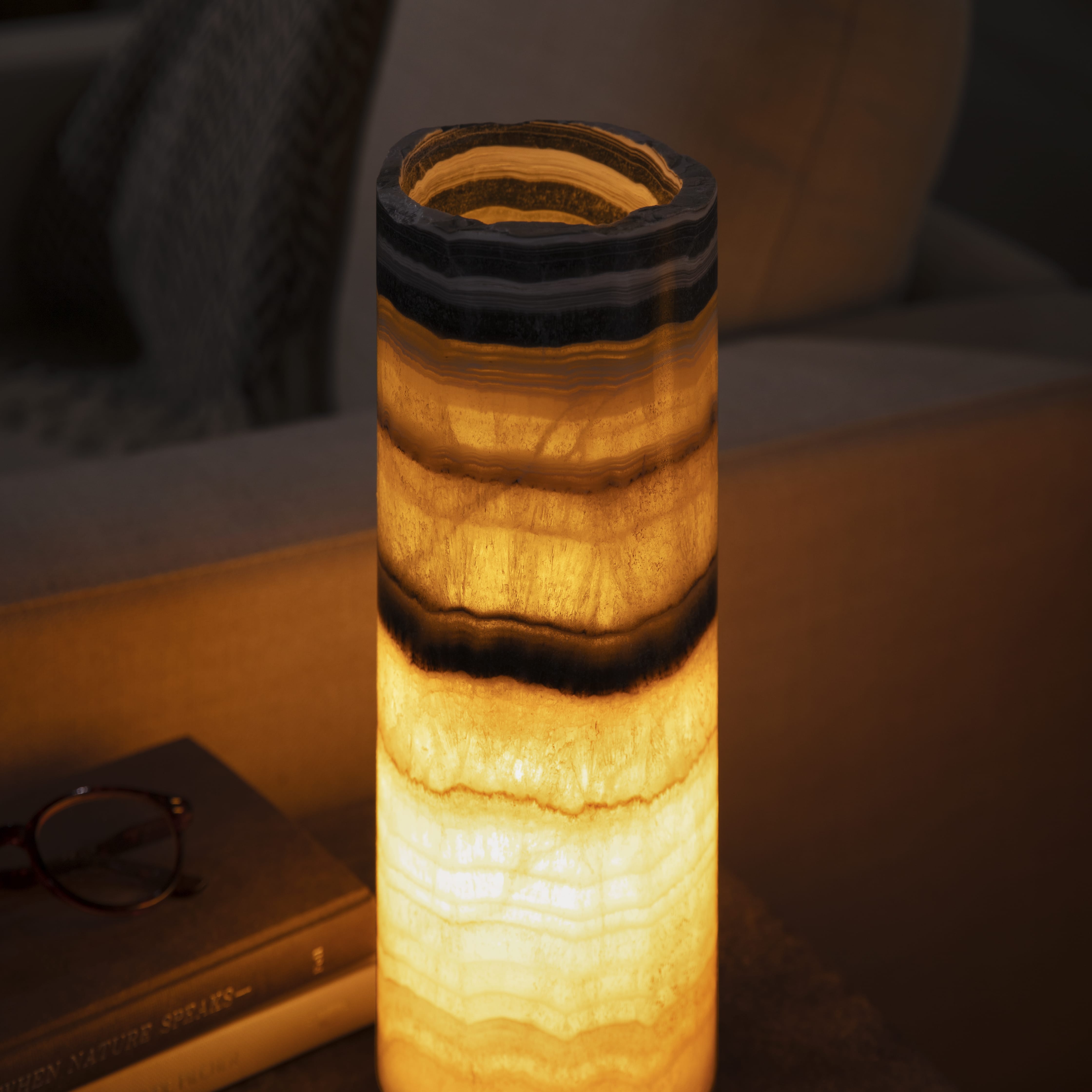 Kalifano Light Towers Onyx Cylinder Light Tower from Mexico - 12" LTCL3010.008