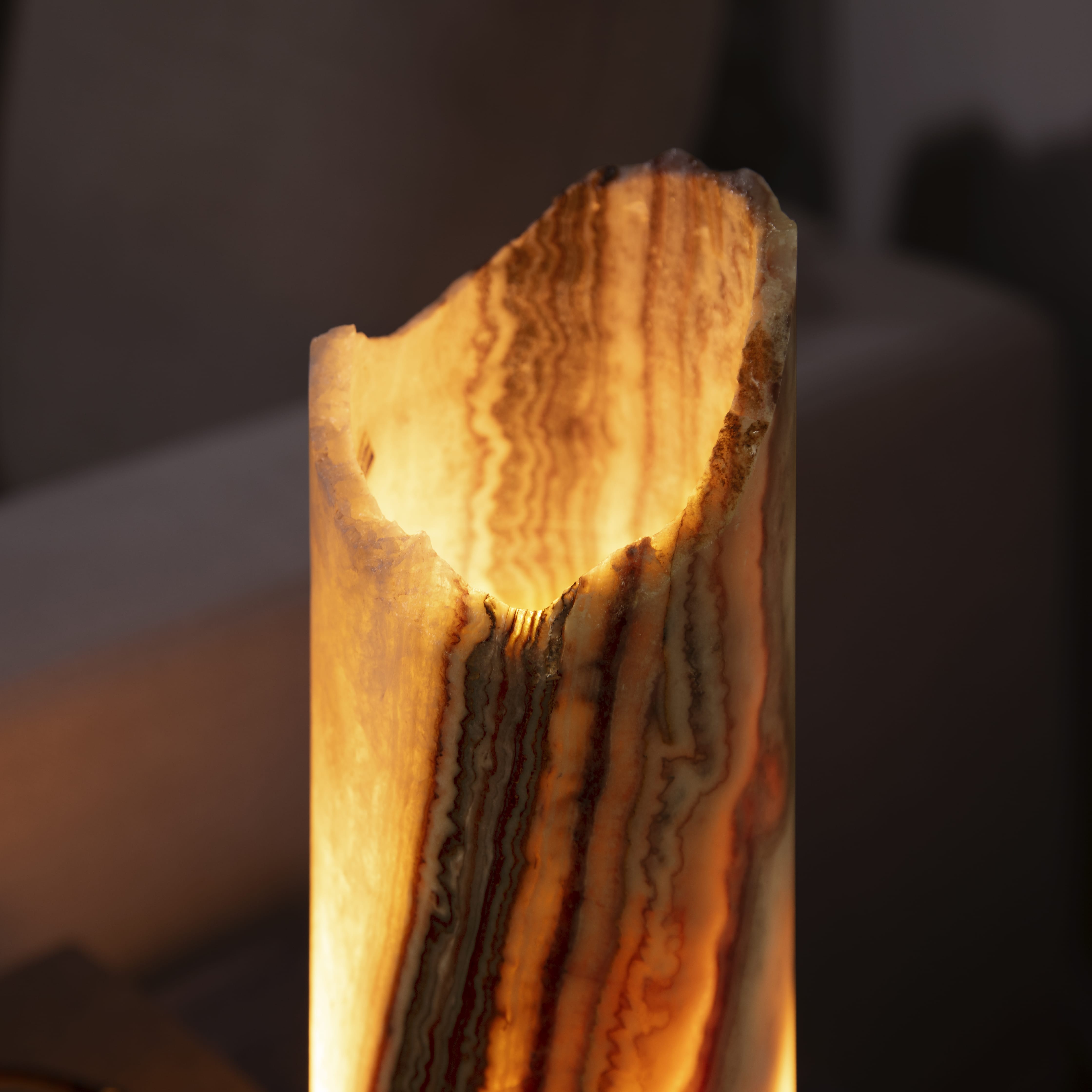 Kalifano Light Towers Onyx Cylinder Light Tower from Mexico - 12" LTCL3010.013