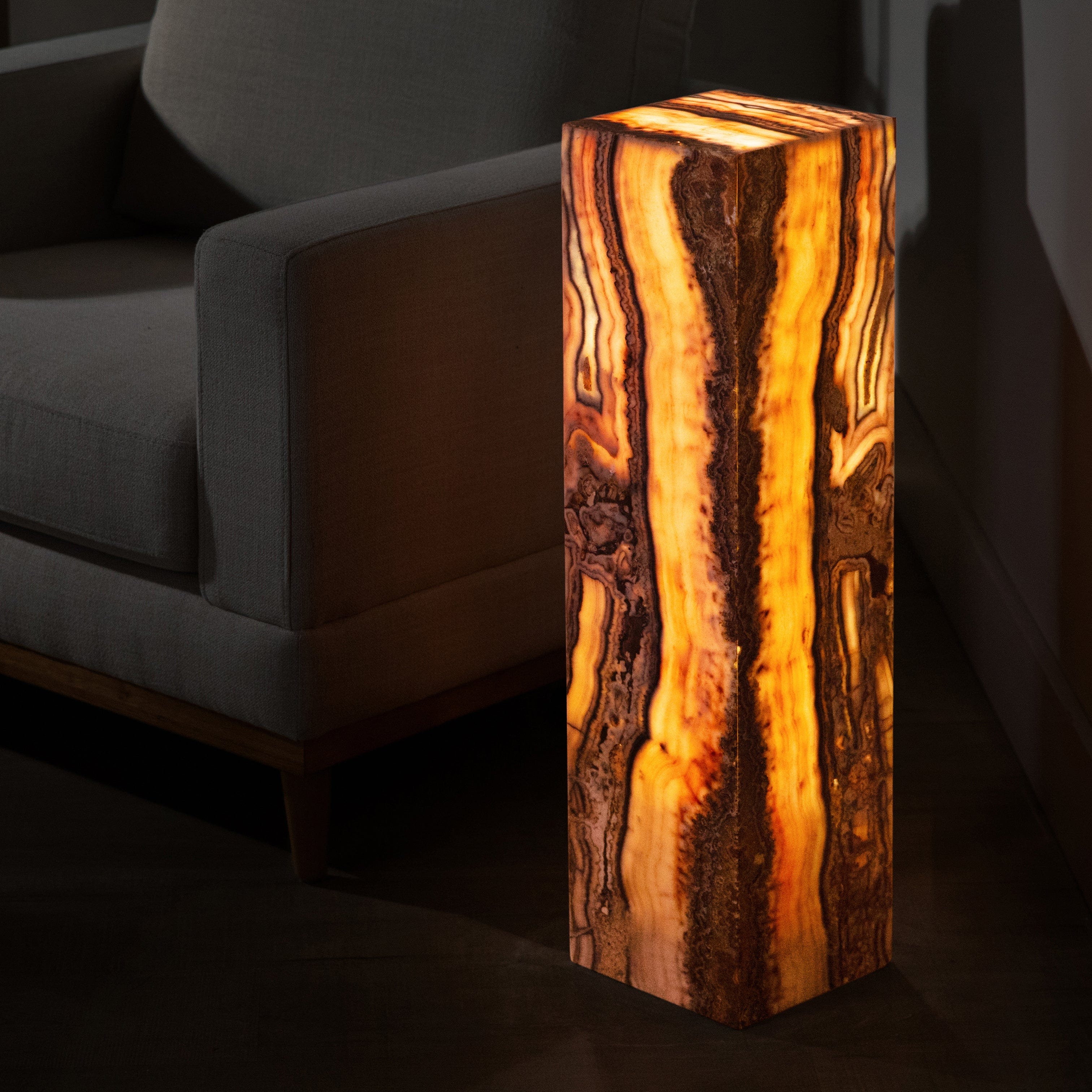 Kalifano Light Towers Pink Serpentine Onyx Light Tower - 30 in LT75X20.001