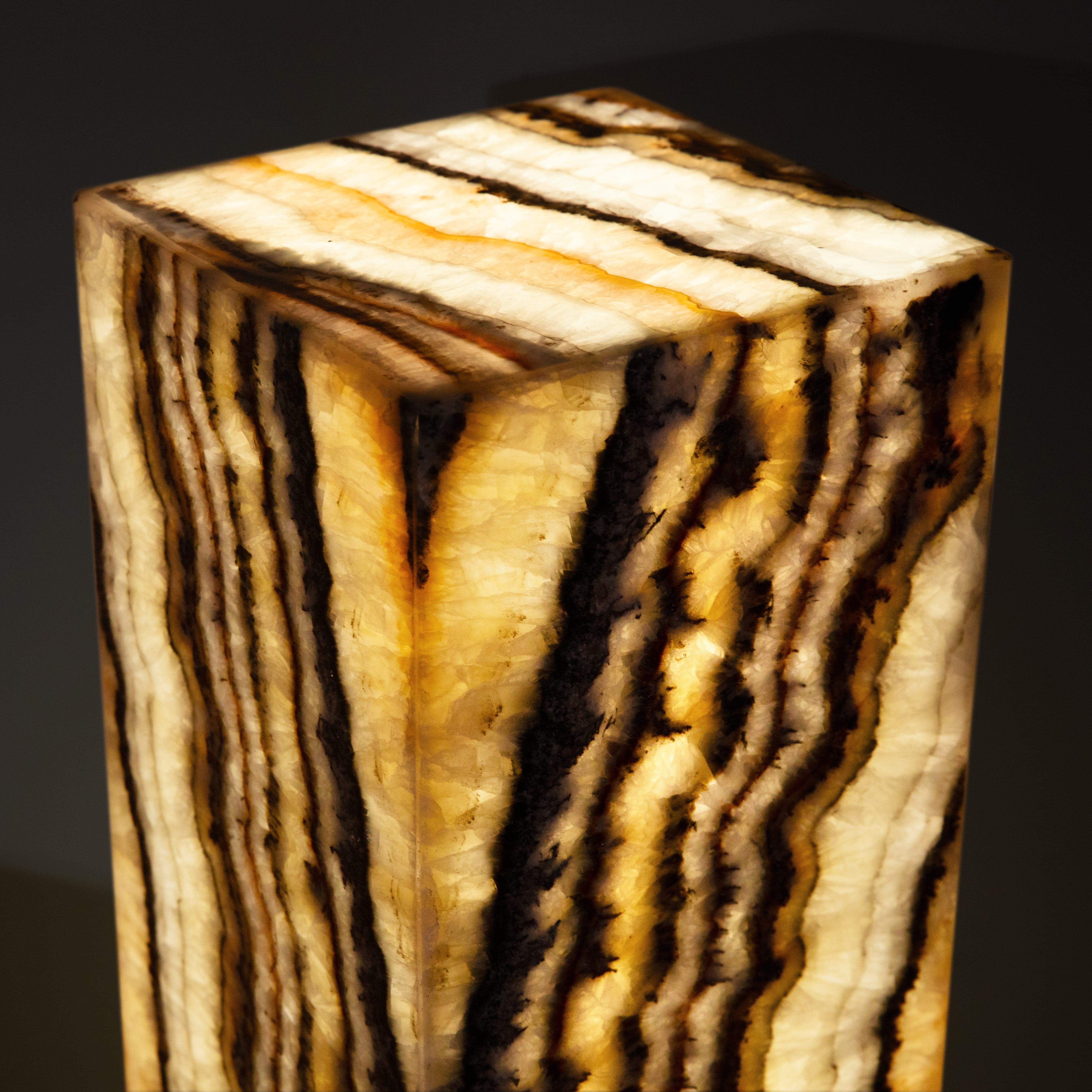 Kalifano Light Towers Zebra Onyx Light Tower - 40 in LT100X25.004