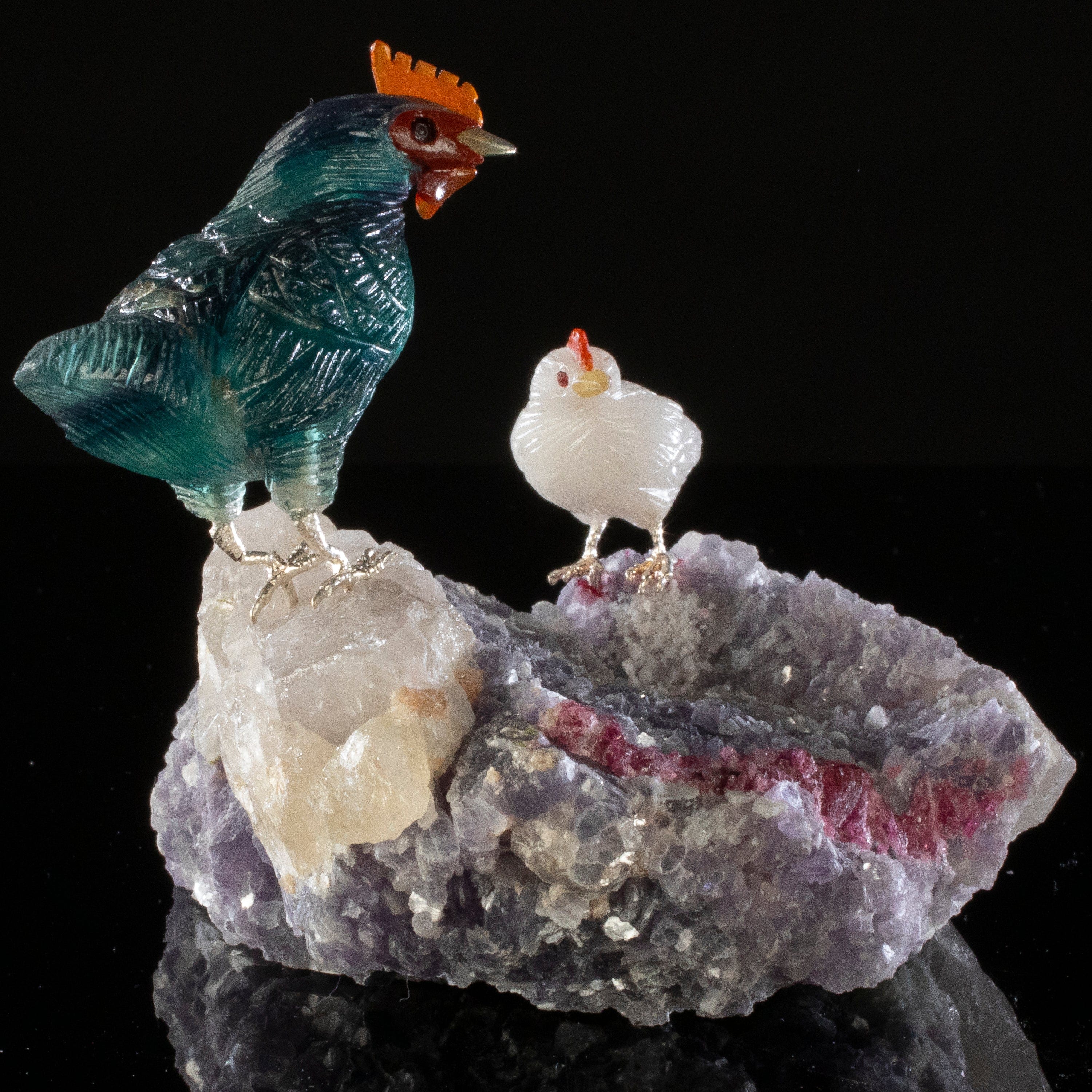 Kalifano Love Birds Carvings Fluorite & Quartz Rooster and Baby Love Bird Carving on Mica Base LB.A119.003
