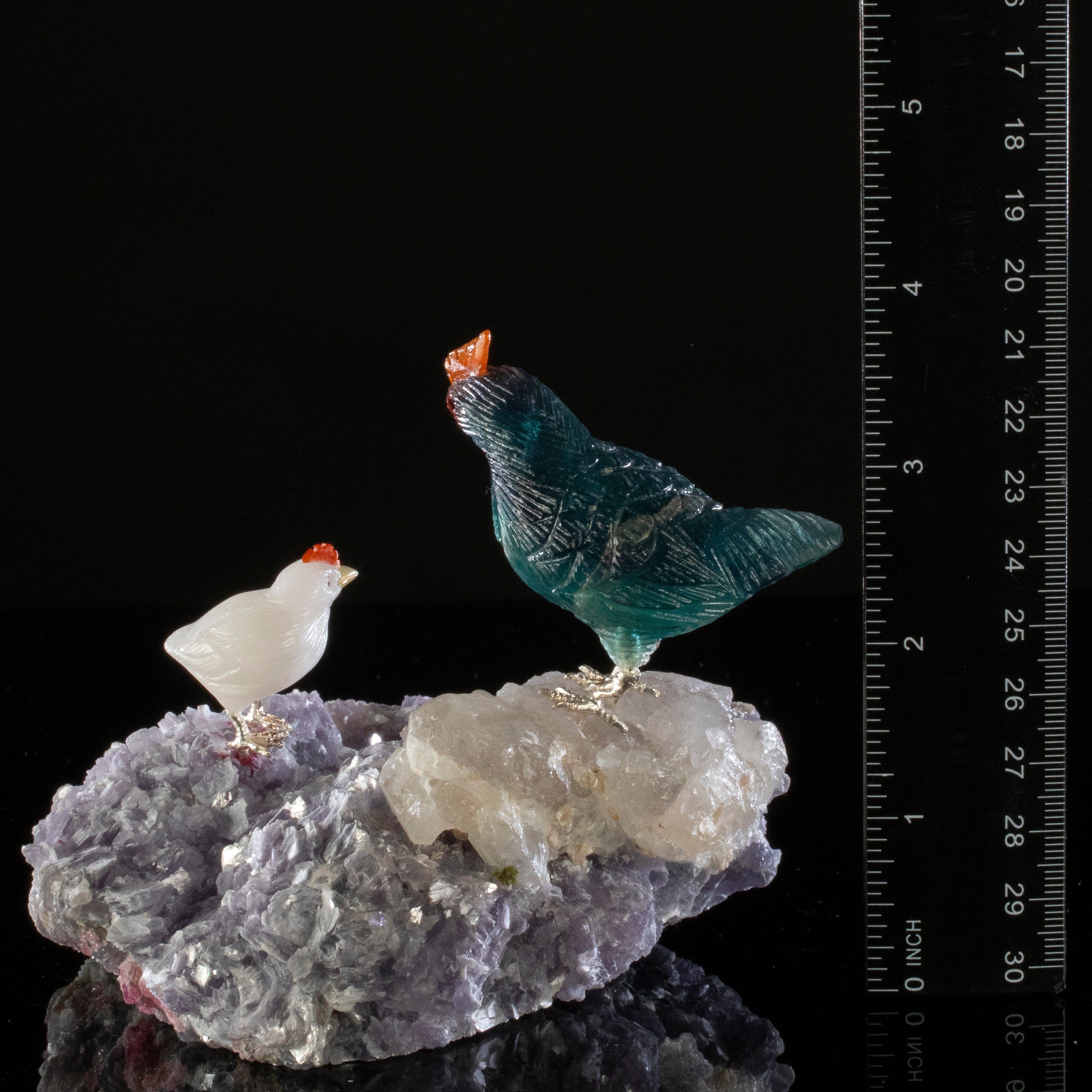 Kalifano Love Birds Carvings Fluorite & Quartz Rooster and Baby Love Bird Carving on Mica Base LB.A119.003