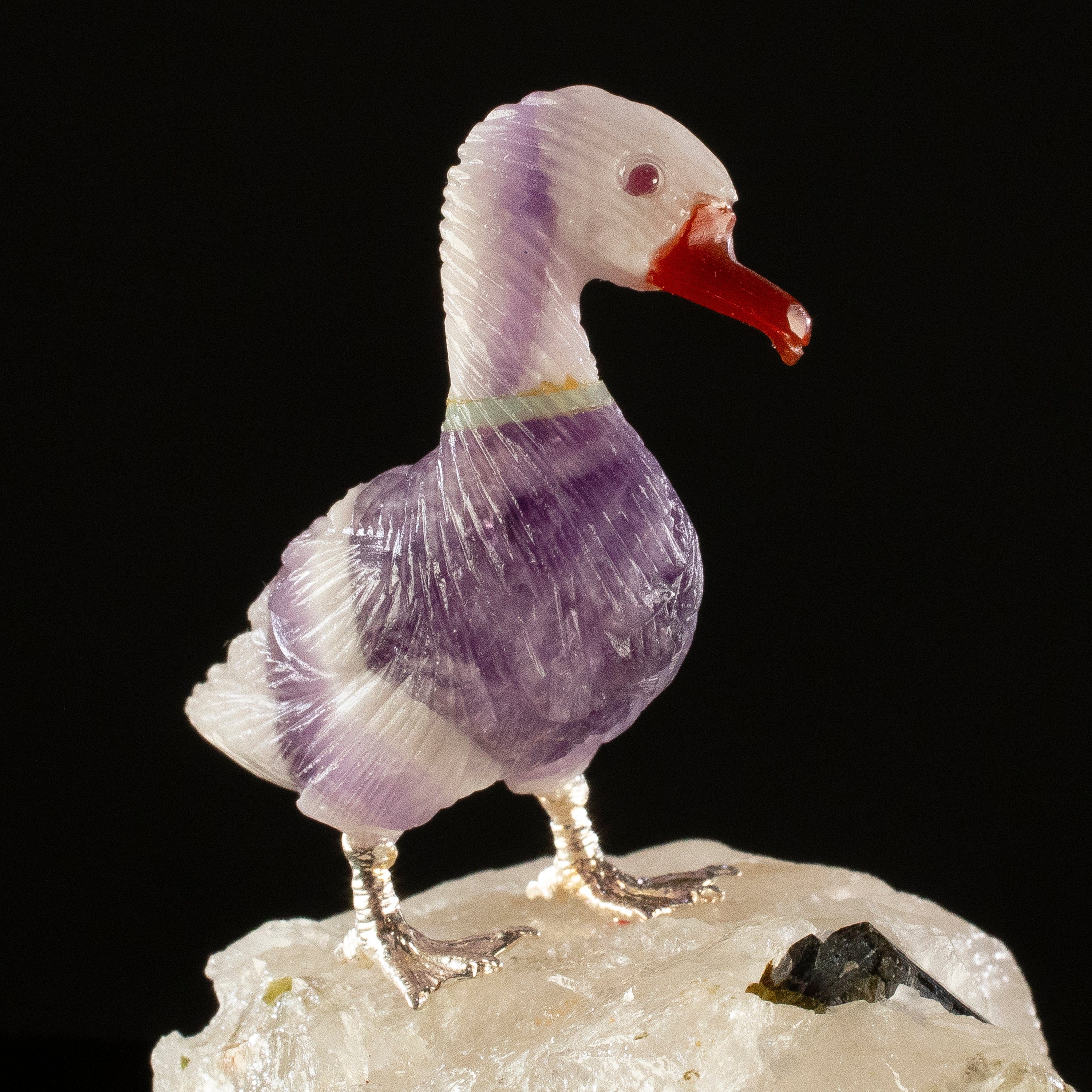 KALIFANO Love Birds Carvings Peter Muller Amethyst Duck Carving on Tourmaline Base LB.D114.012