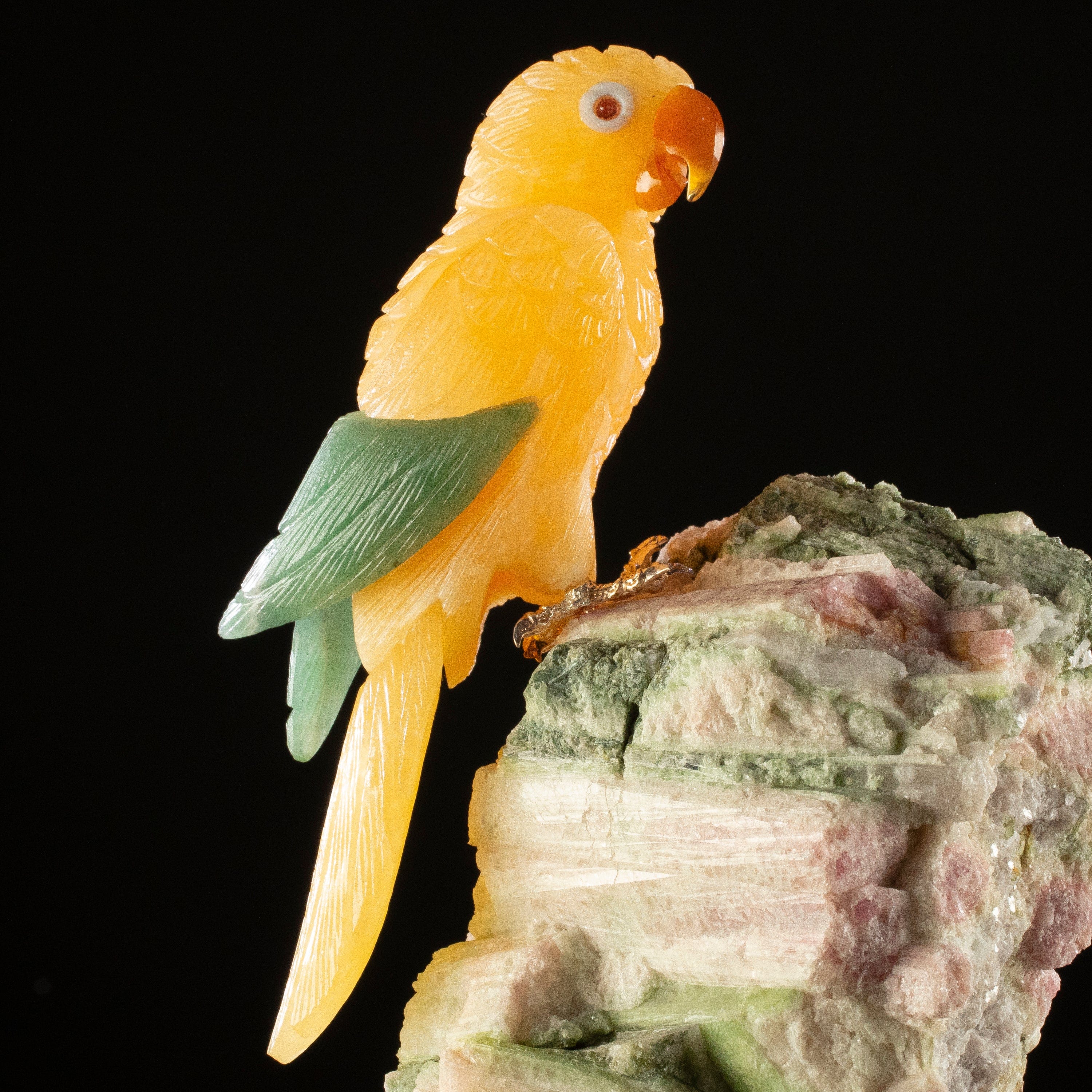 KALIFANO Love Birds Carvings Peter Muller Aragonite & Aventurine Parrot Carving on Watermelon Tourmaline Base LB.B137.002