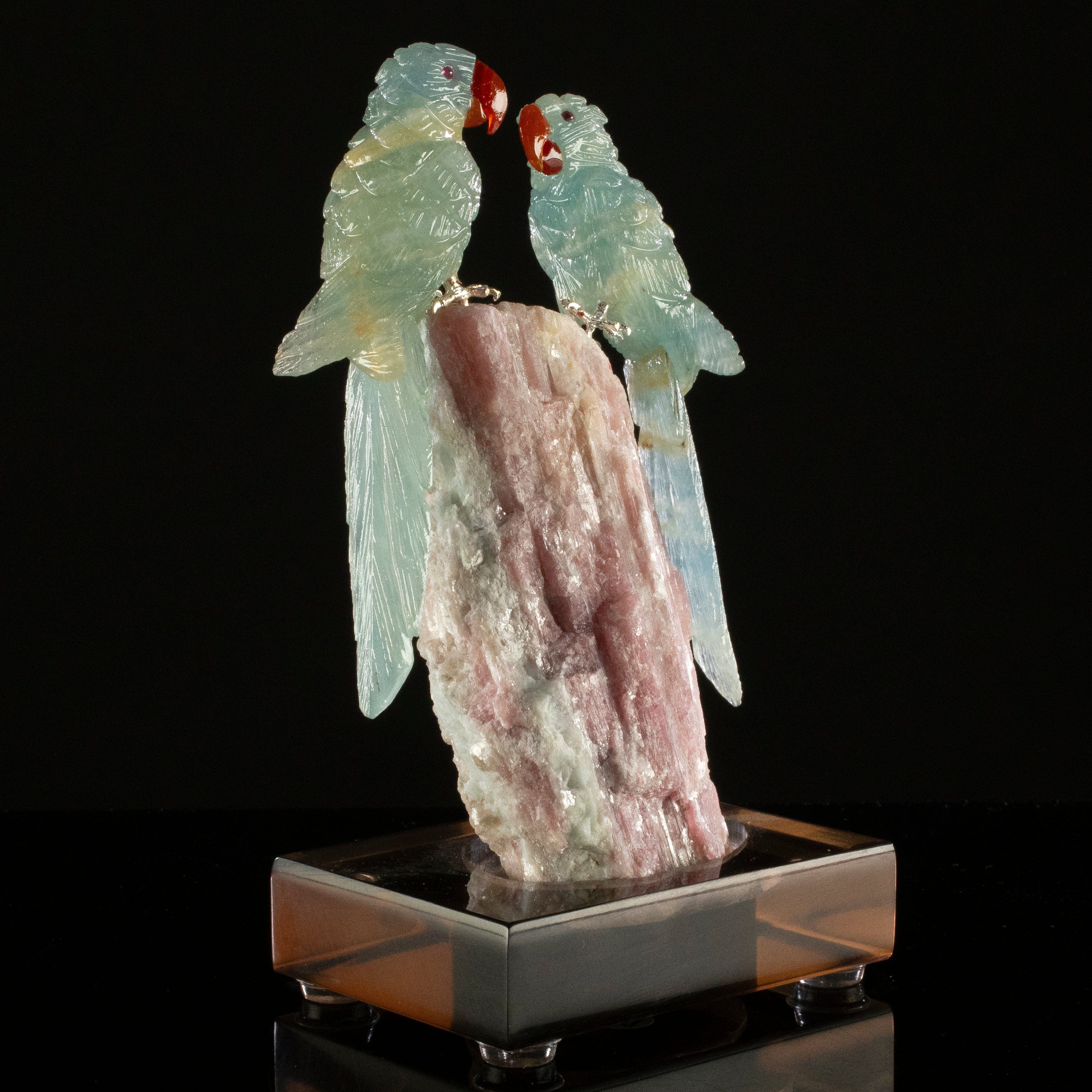 KALIFANO Love Birds Carvings Peter Muller Blue Calcite Macaw Couple Carving on Rubellite Base LB.C216.004