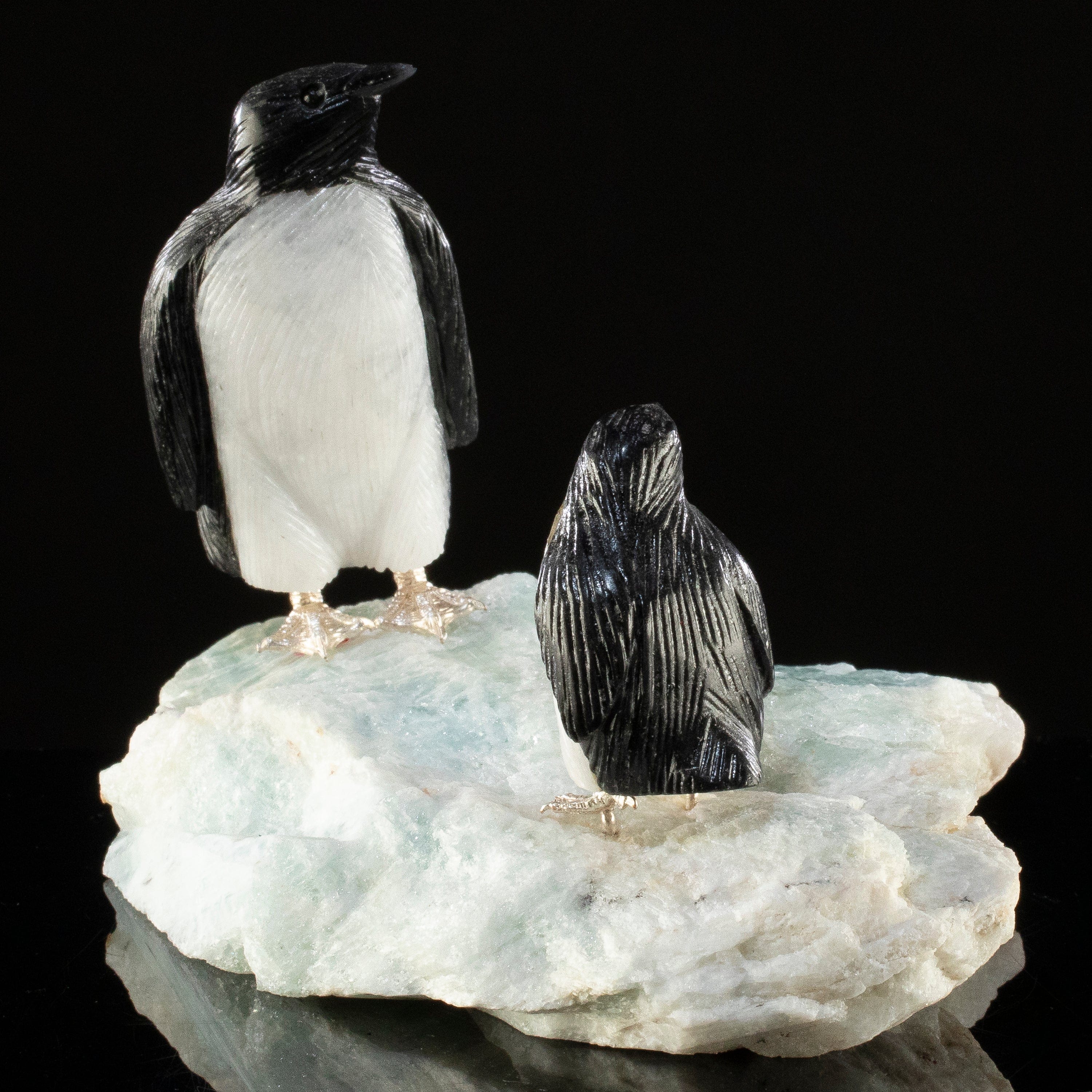 KALIFANO Love Birds Carvings Peter Muller Obsidian & Quartz Penguin Couple Carving on Aquamarine Base LB.A222.004