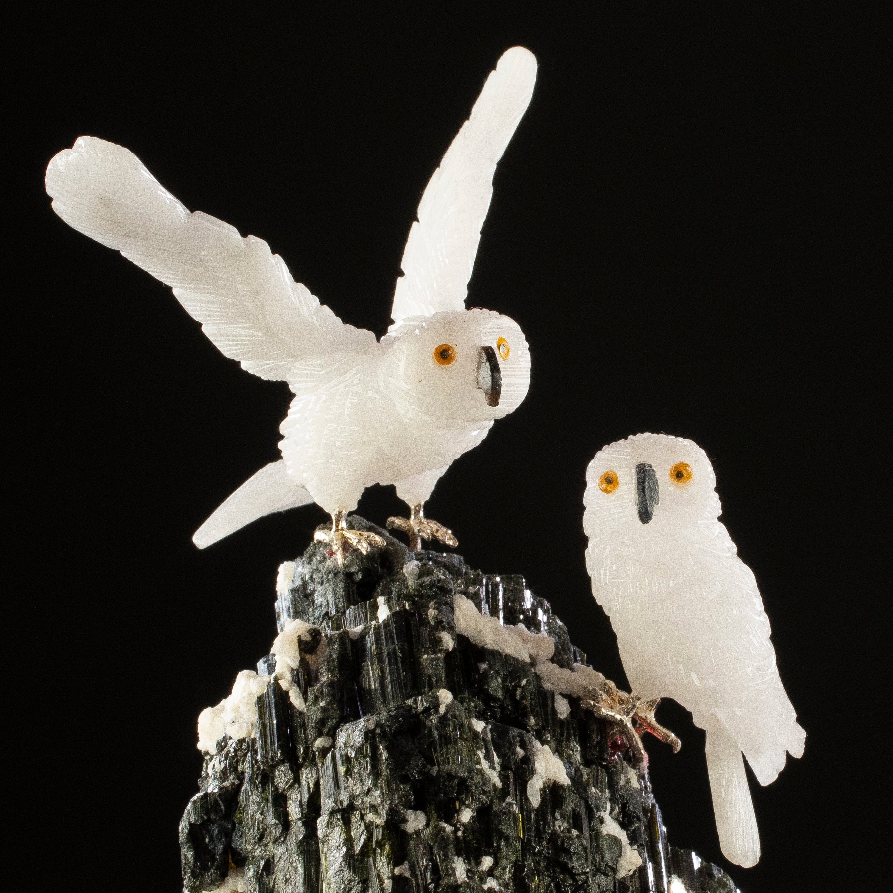 KALIFANO Love Birds Carvings Peter Muller Quartz Owl Couple Carving on Tourmaline Base LB.C203.005