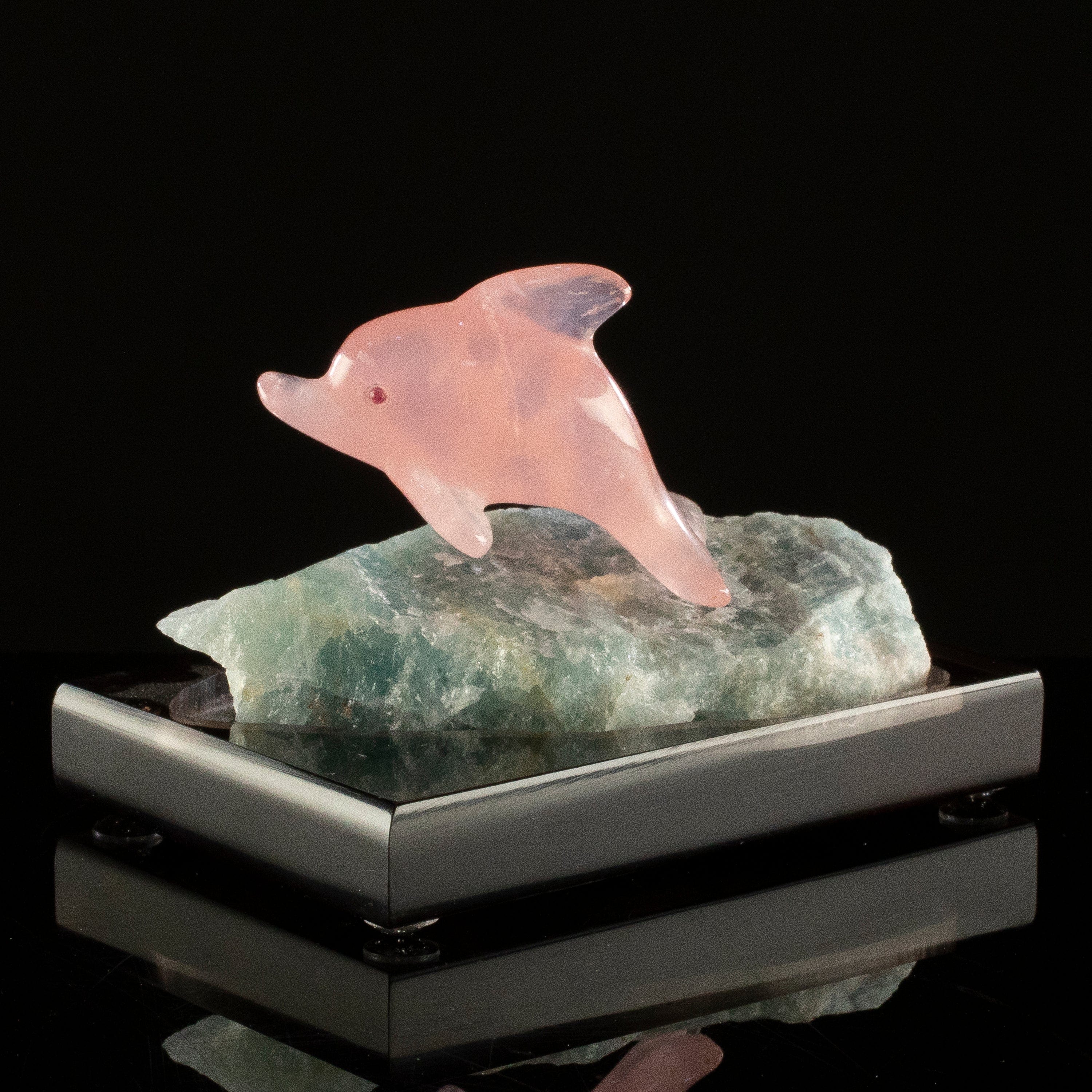 KALIFANO Love Birds Carvings Peter Muller Rose Quartz Dolphin Carving on Aquamarine Base LB.E107.001