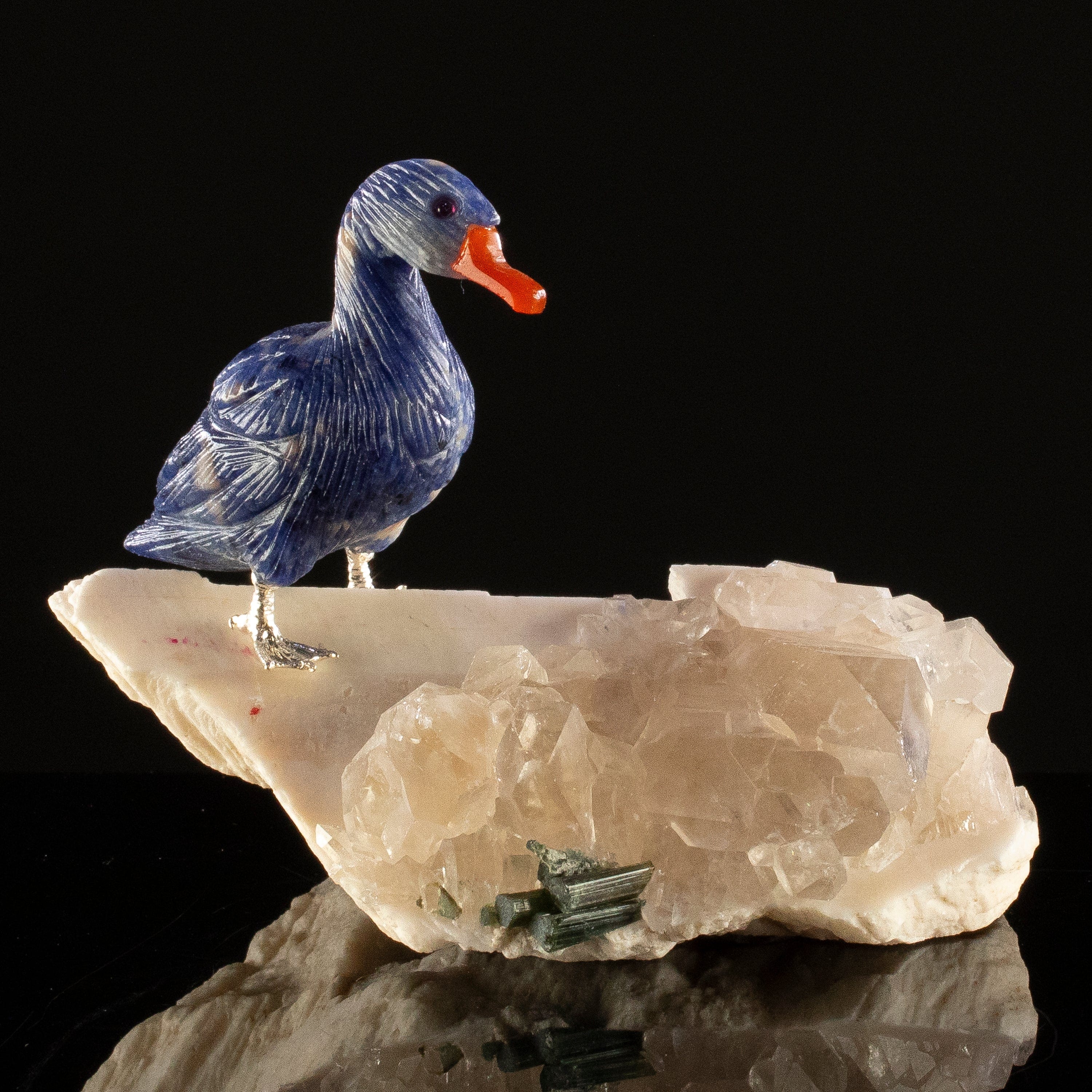 KALIFANO Love Birds Carvings Peter Muller Sodalite Goose Carving on Quartz Base LB.D114.010