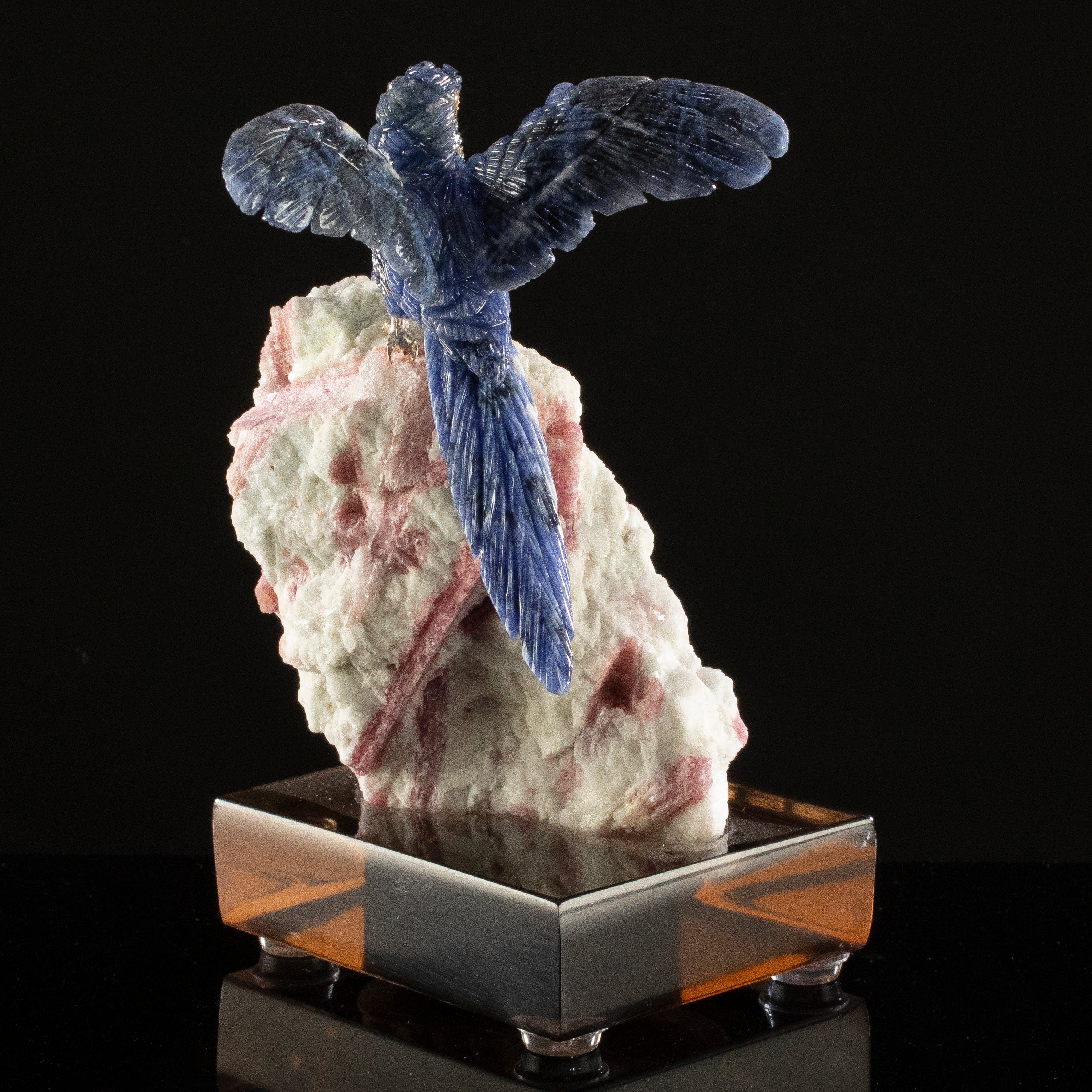 KALIFANO Love Birds Carvings Peter Muller Sodalite Hyacinth Macaw Couple Carving on Rubellite Base LB.C241.008